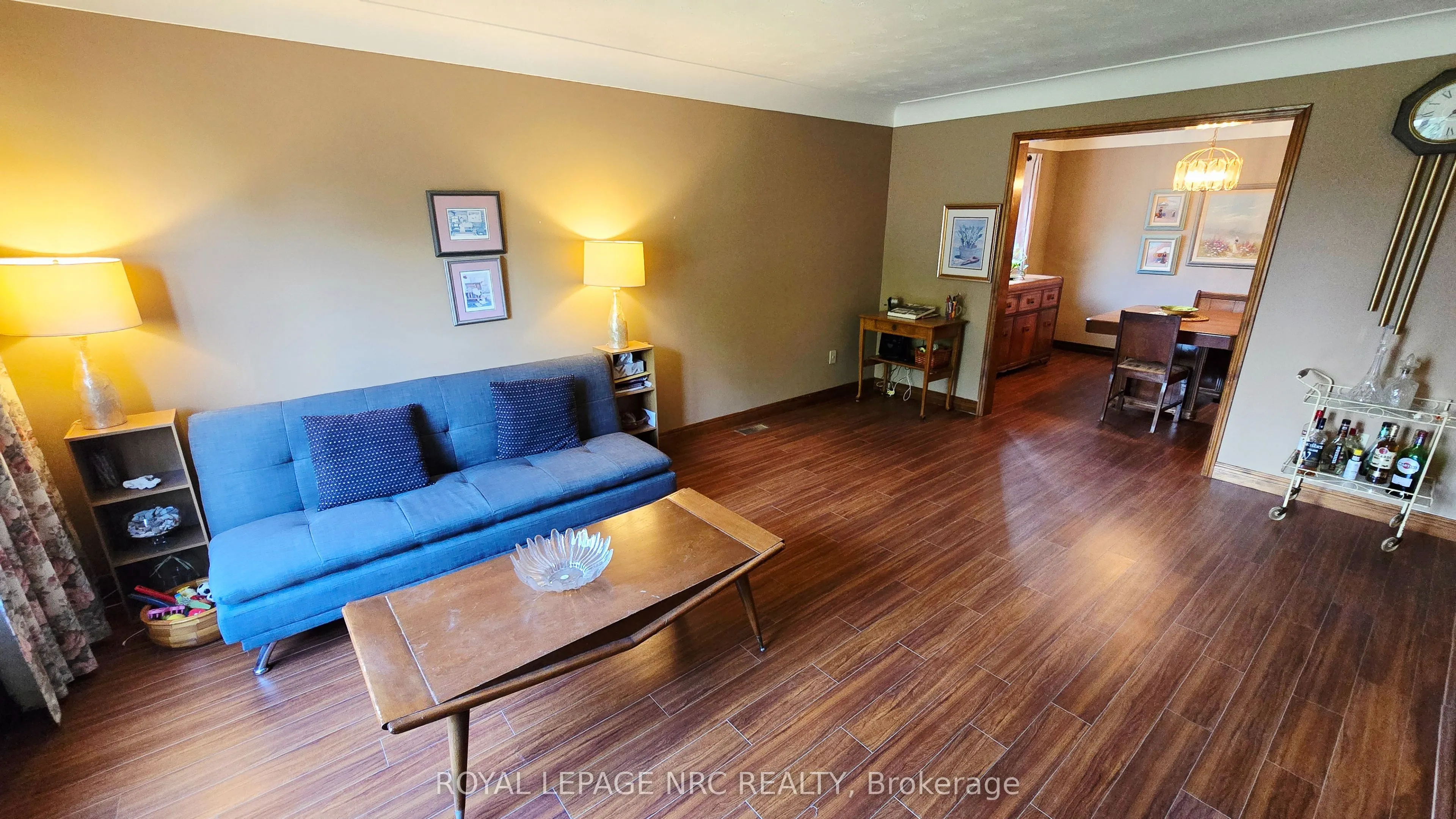 145 Leaside Drive