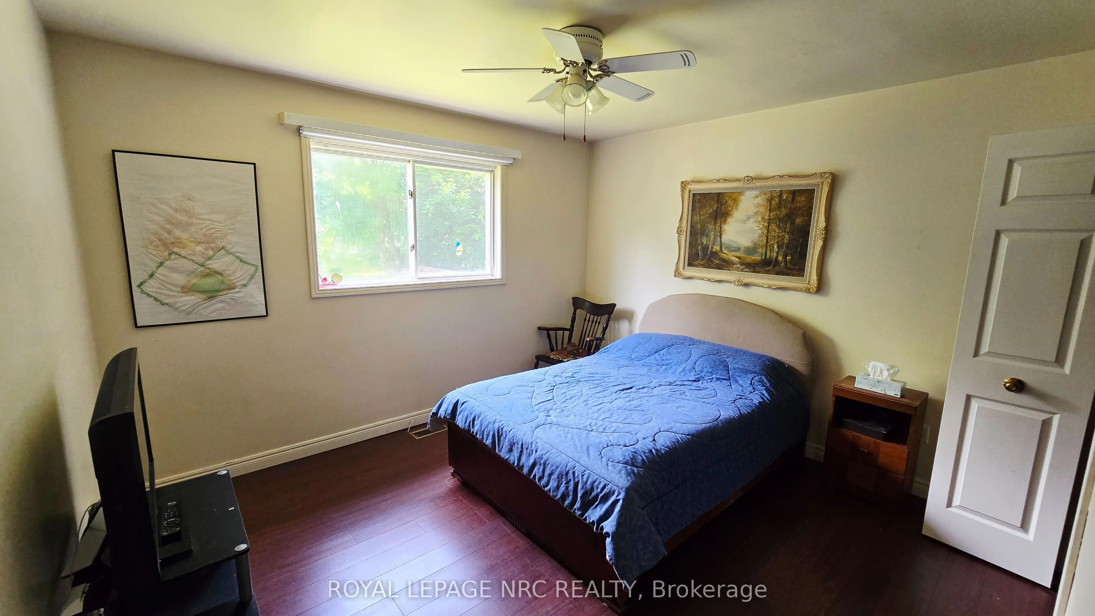 145 Leaside Drive