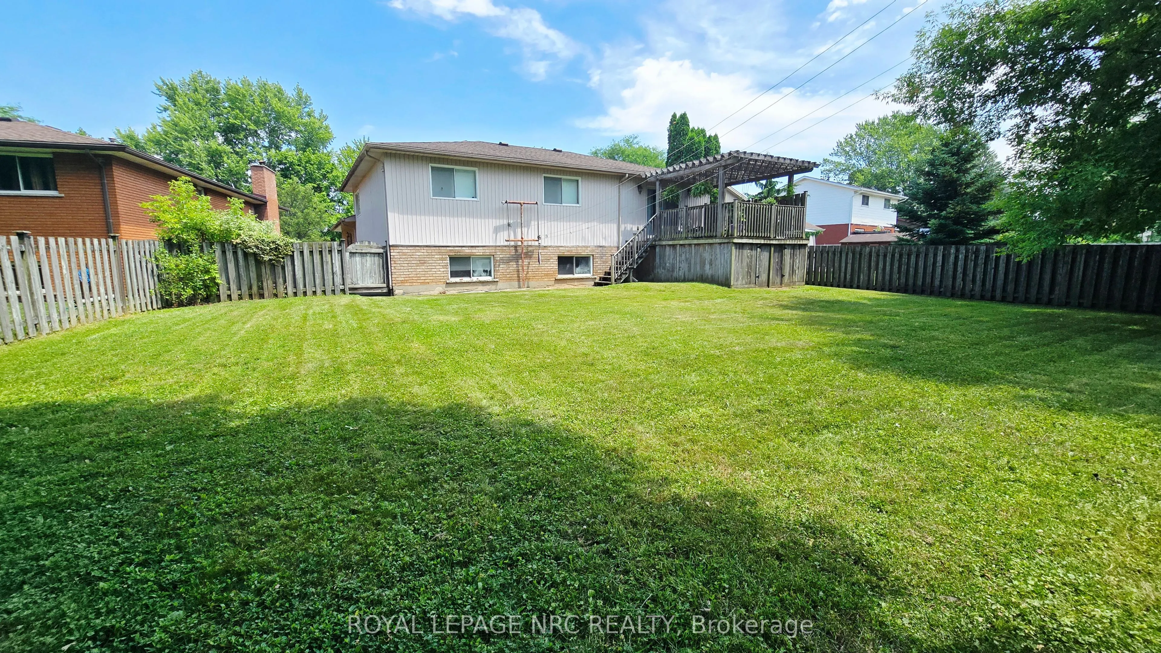 145 Leaside Drive