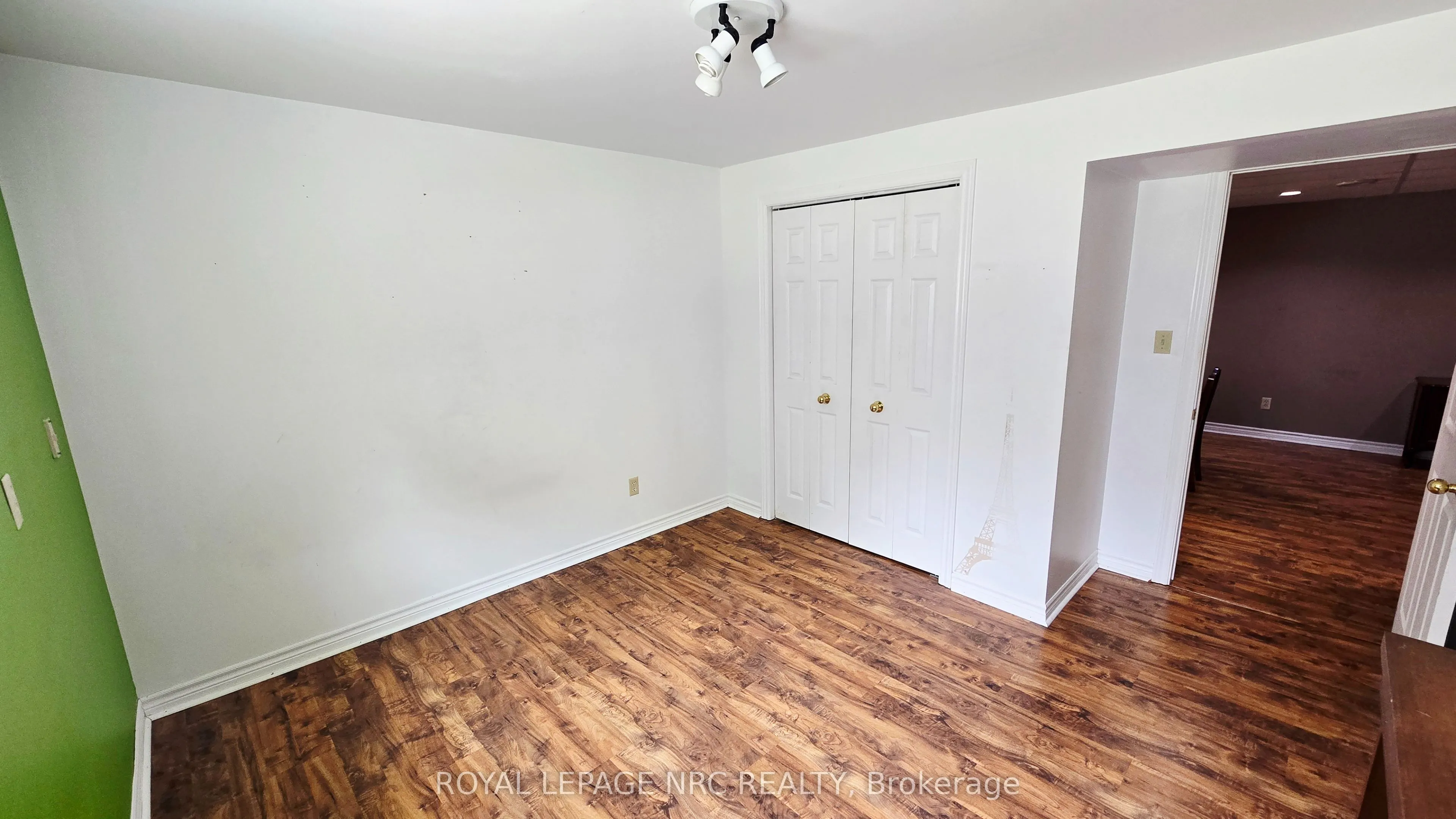 145 Leaside Drive