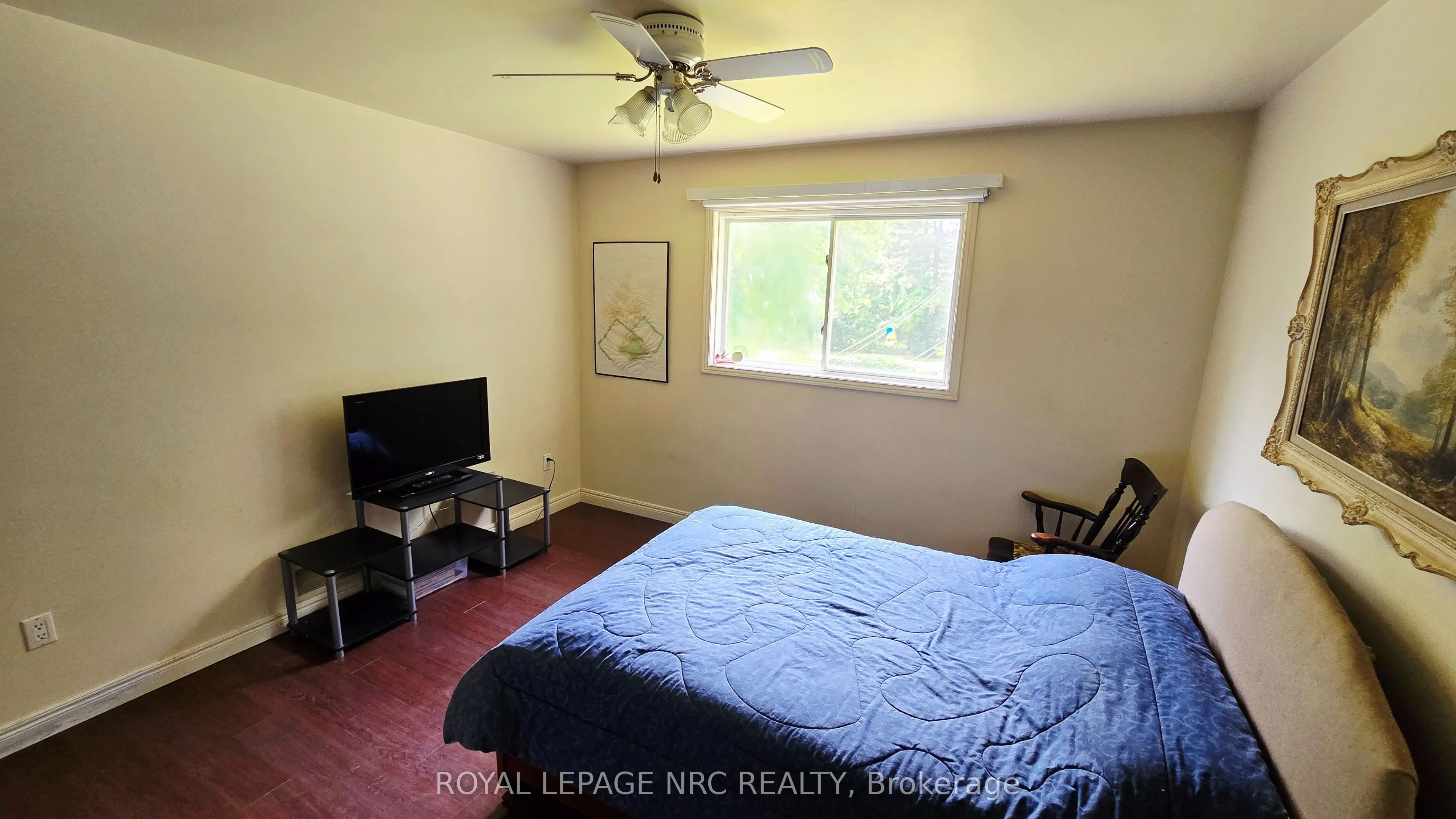 145 Leaside Drive