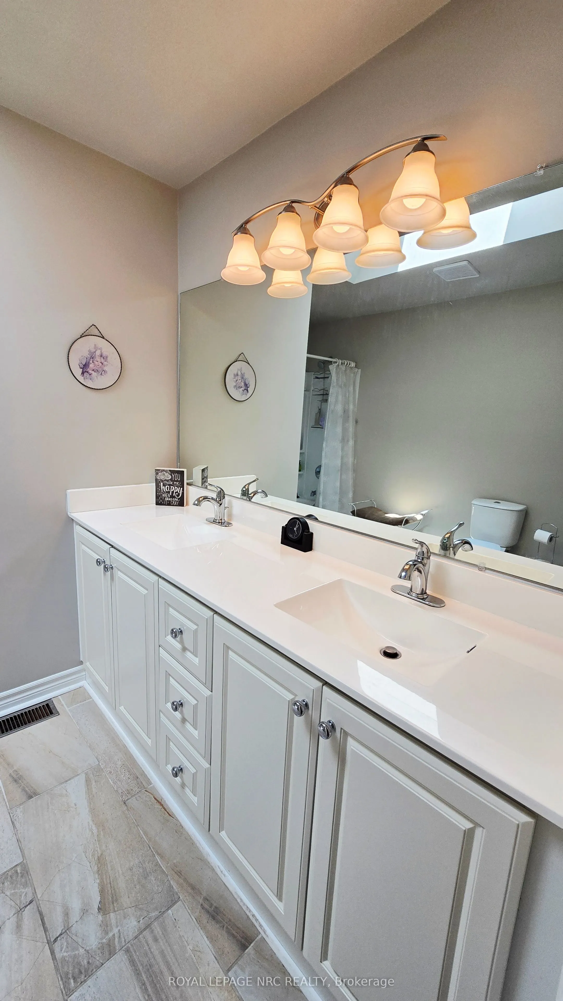 145 Leaside Drive
