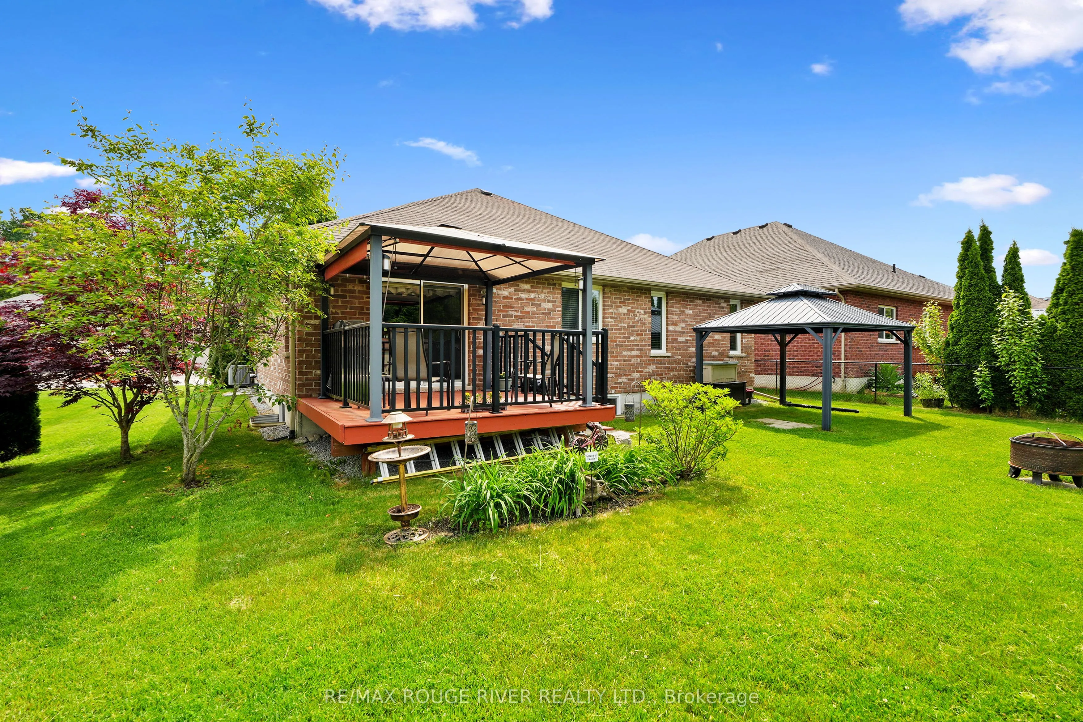 14 Algonquin Avenue