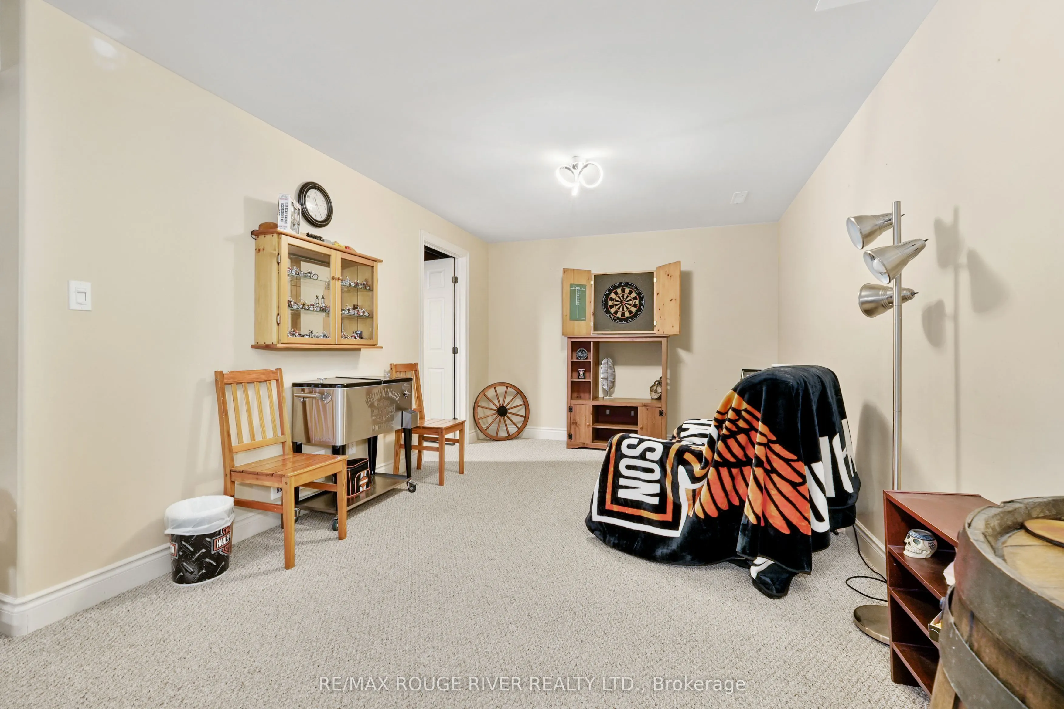 14 Algonquin Avenue