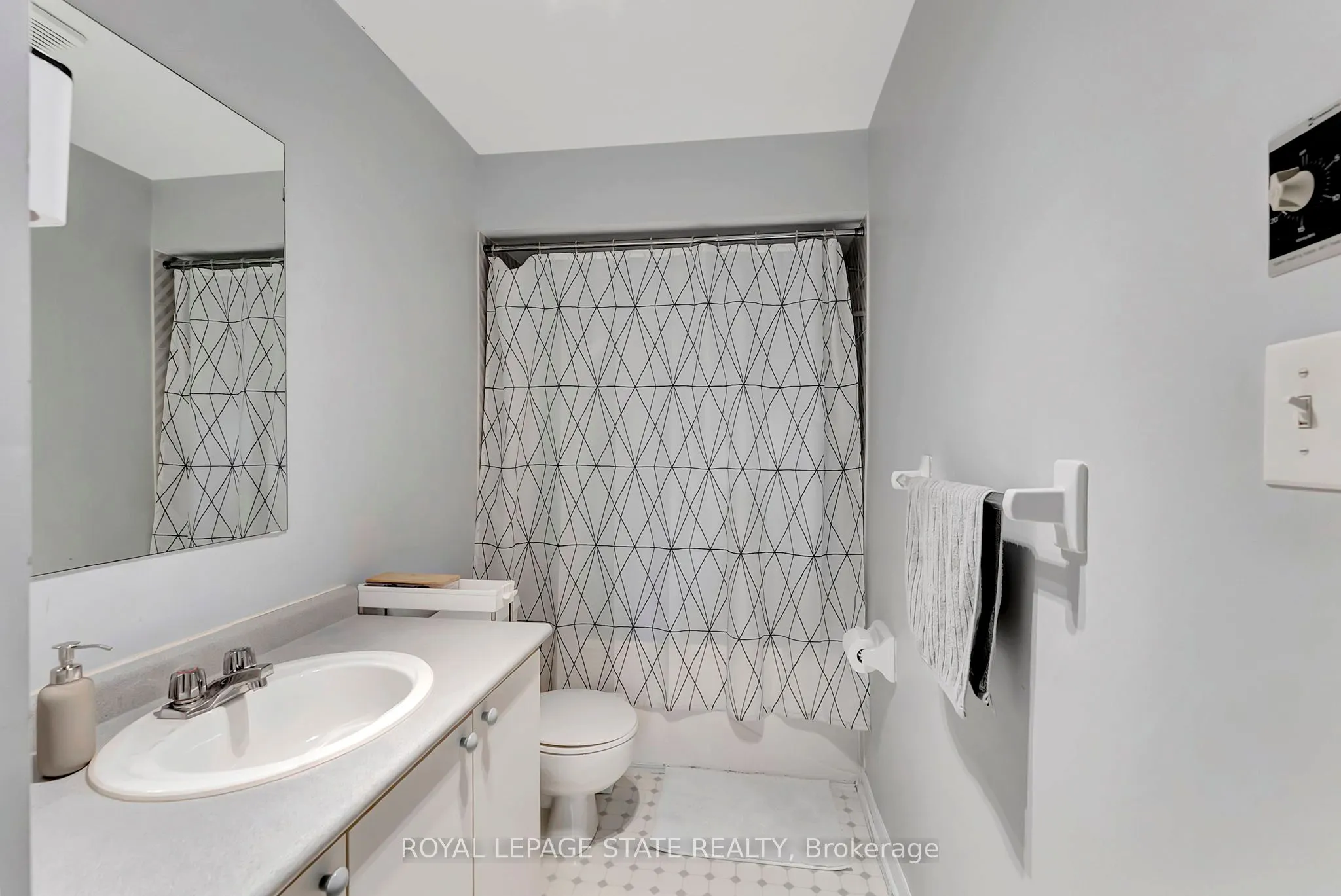 26 Moss Boulevard, #34