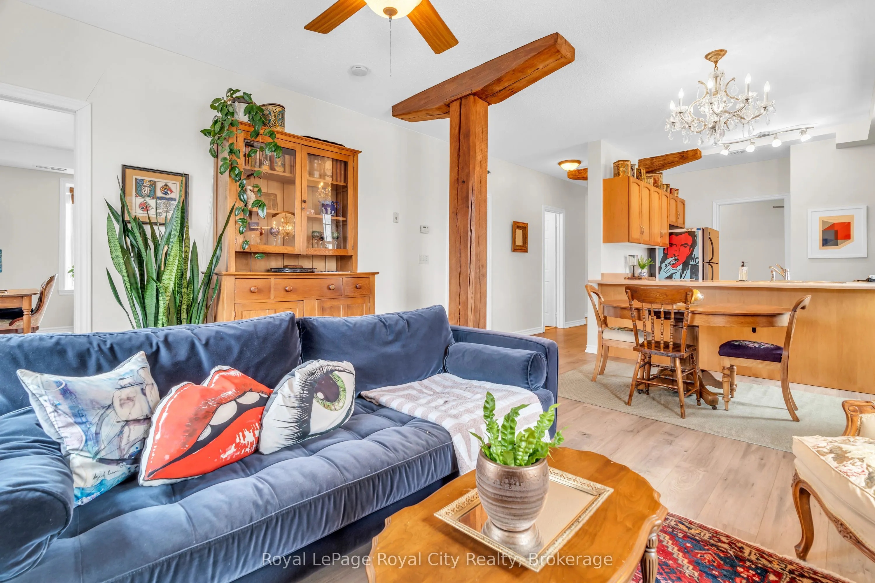 470 St Andrew Street E, #202
