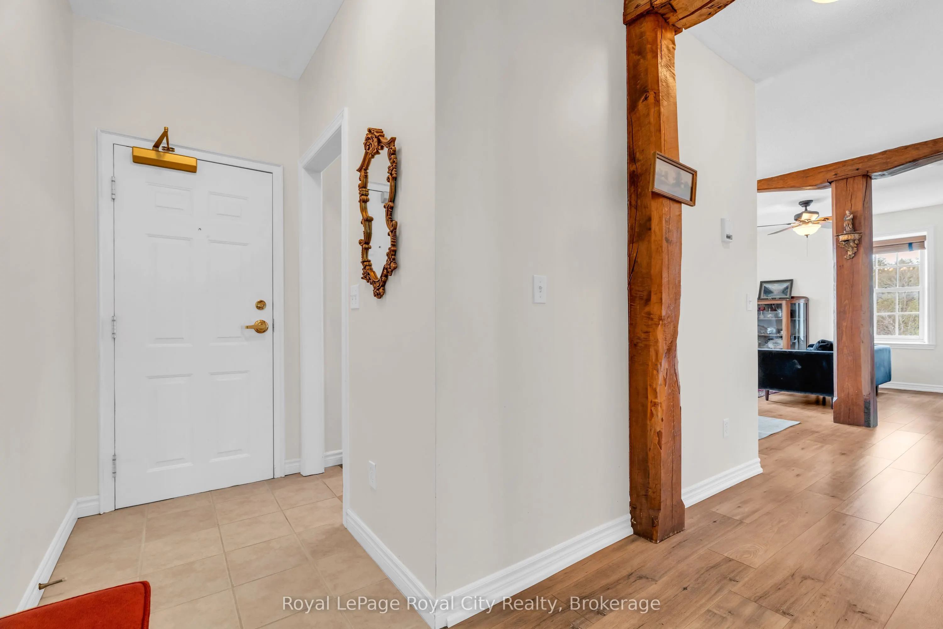 470 St Andrew Street E, #202