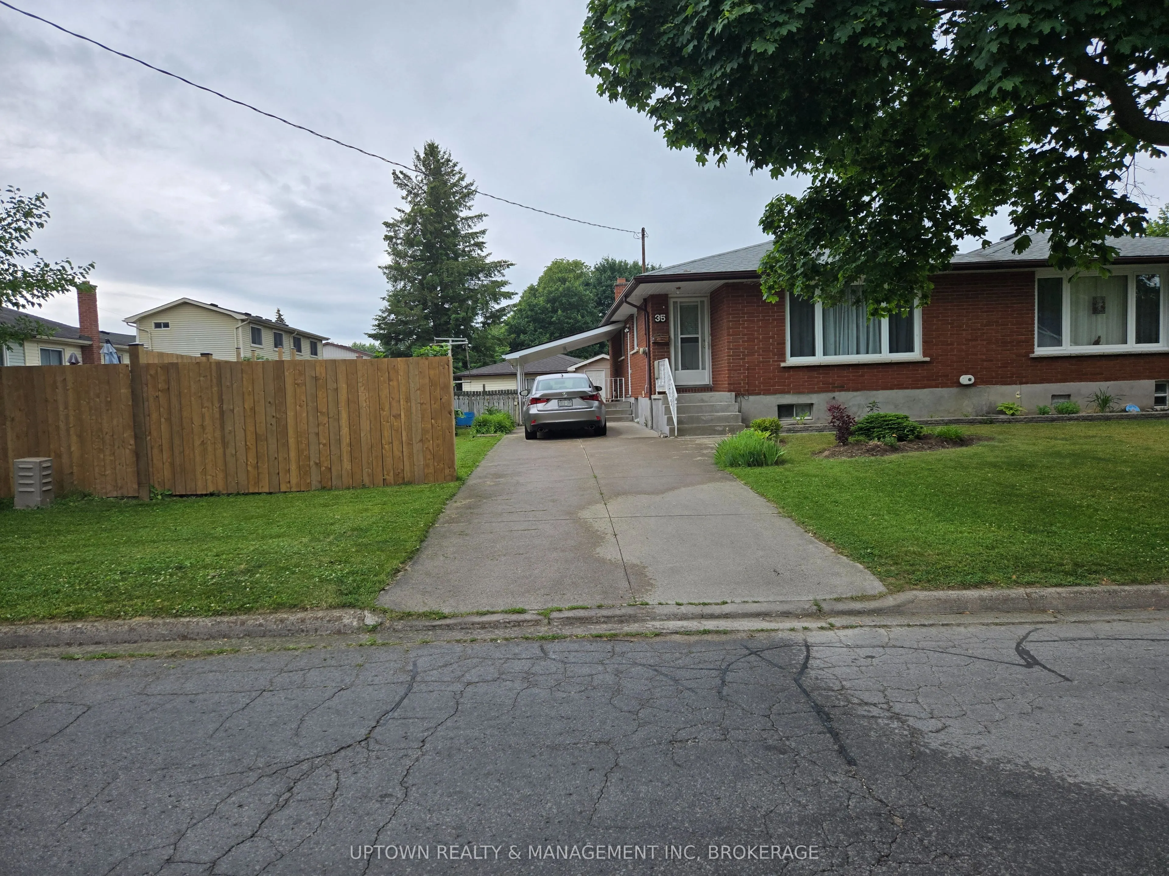 35 Allan Drive