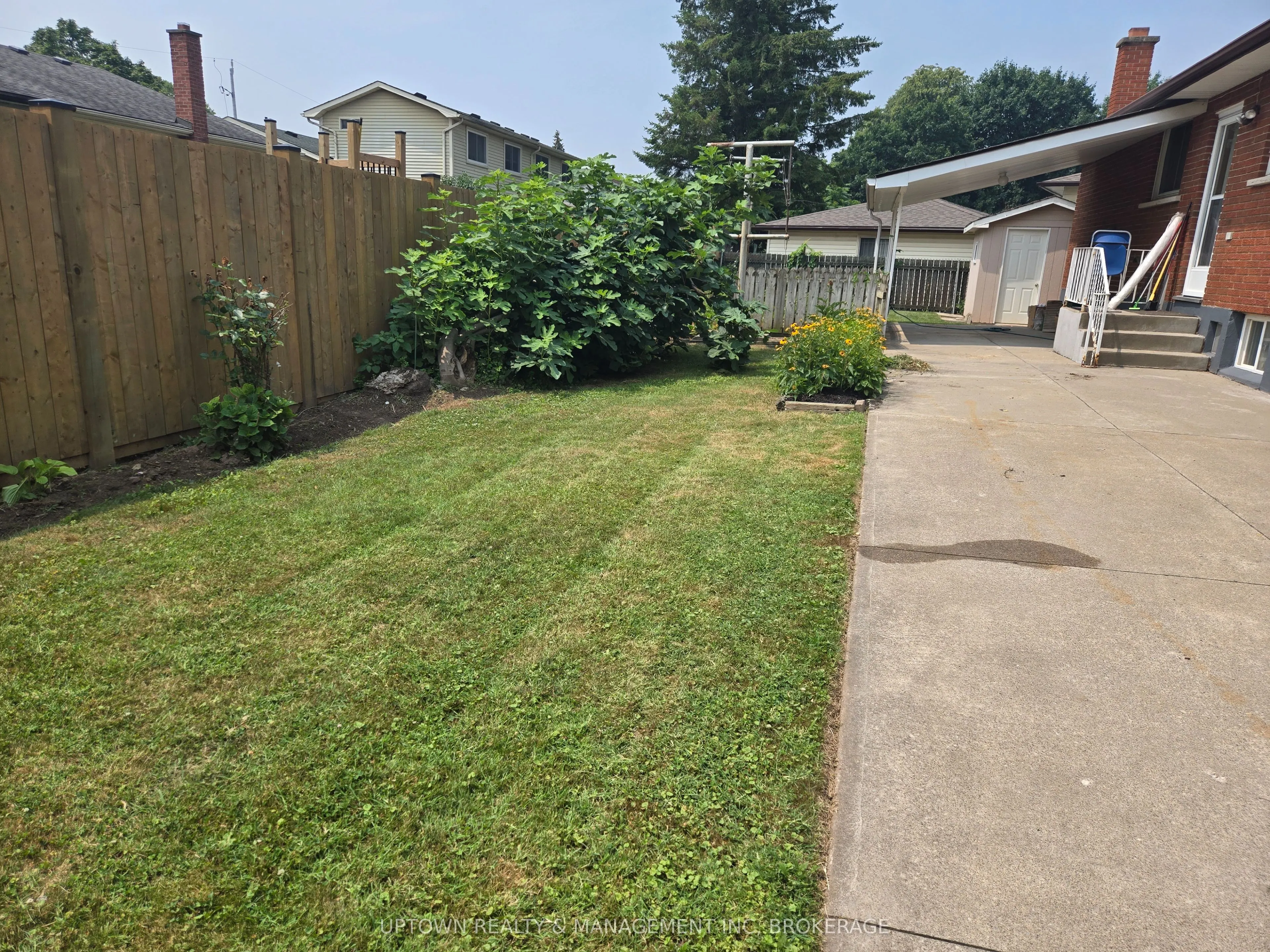 35 Allan Drive