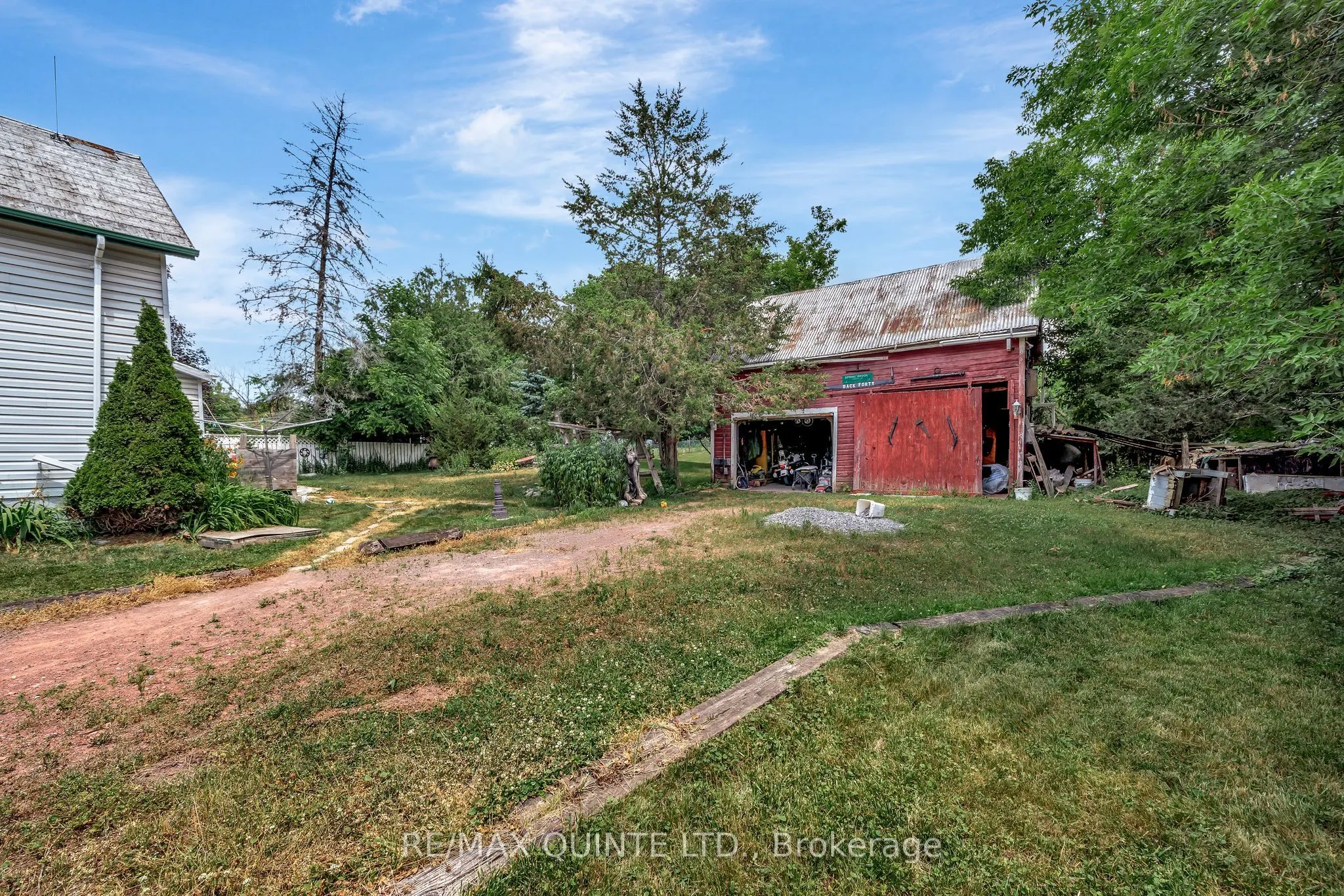 4852 Stirling Marmora Road