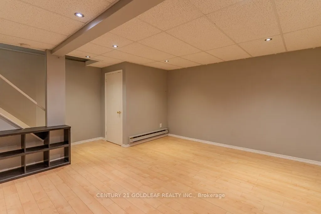 1342 Cedarcroft Crescent, #11