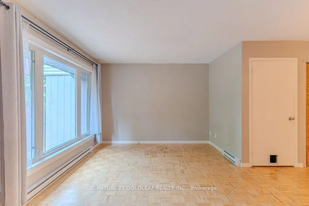 1342 Cedarcroft Crescent, #11