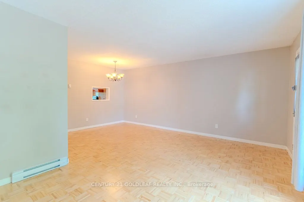 1342 Cedarcroft Crescent, #11