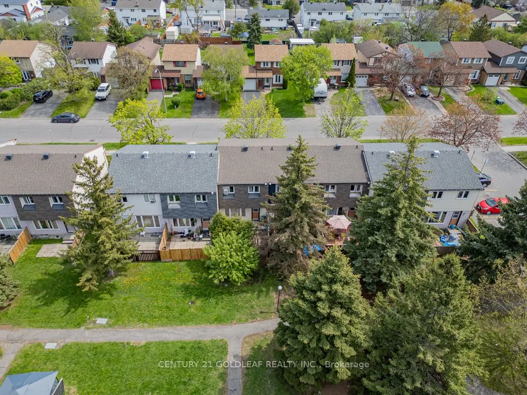 1342 Cedarcroft Crescent, #11