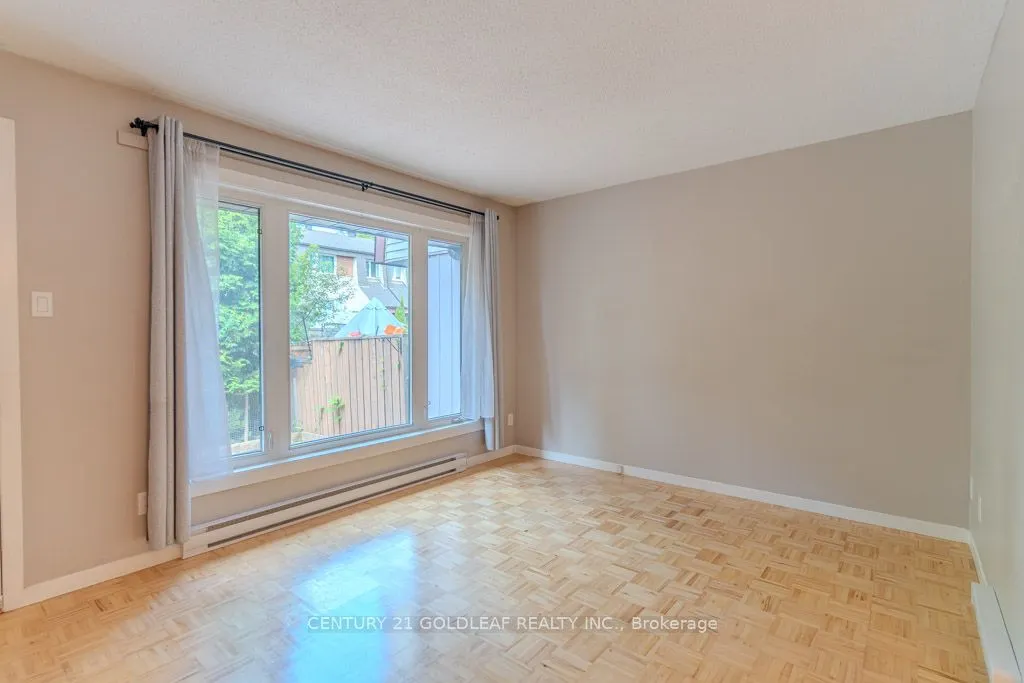 1342 Cedarcroft Crescent, #11