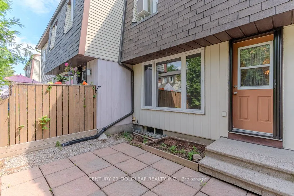 1342 Cedarcroft Crescent, #11
