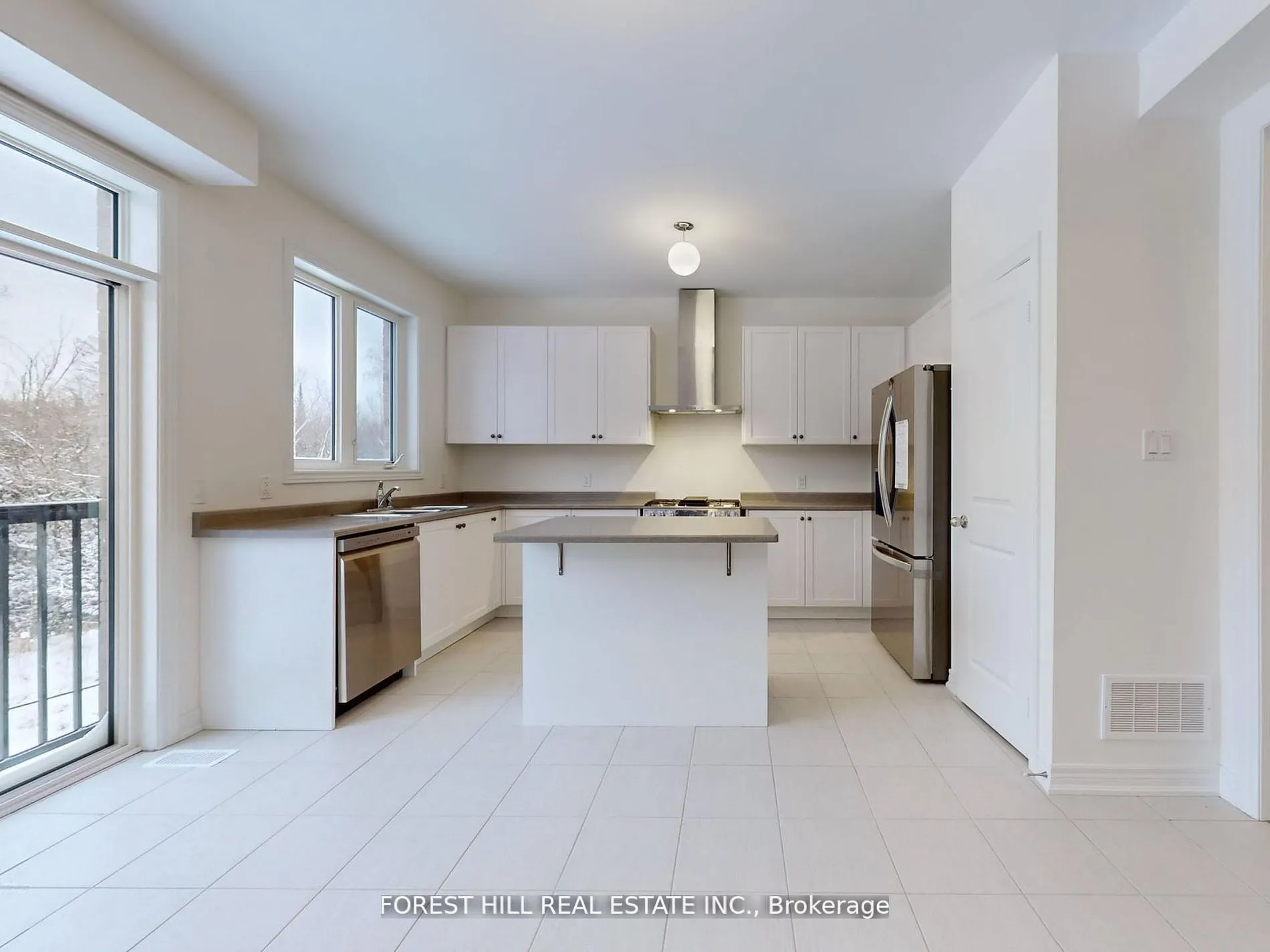 319 Trillium Court