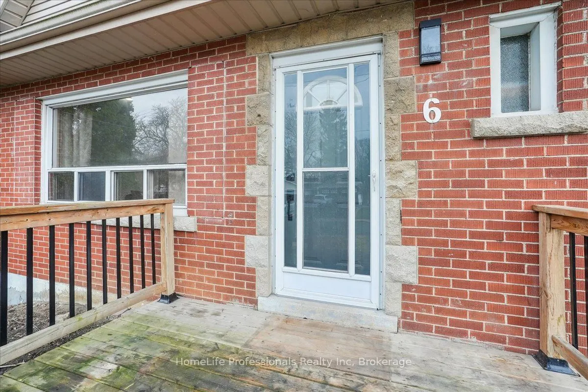 6 Sylvia Avenue