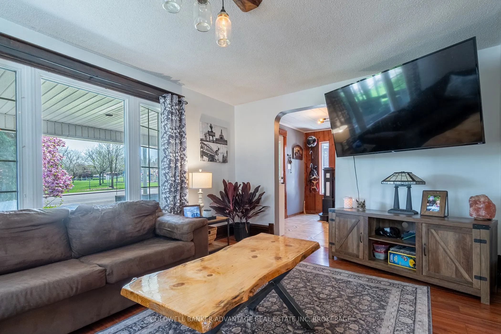 17 Port Robinson Road