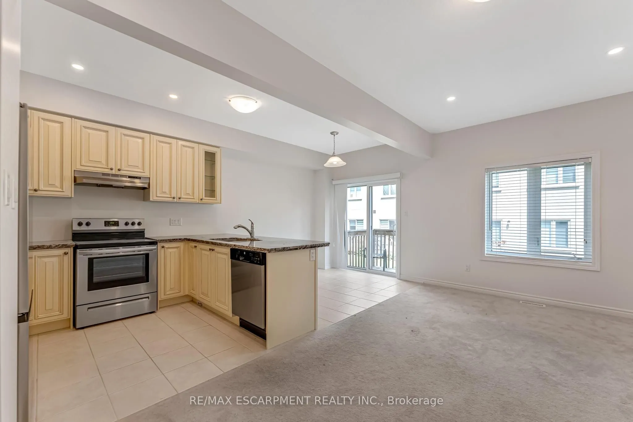 515 Garner Road W, #44