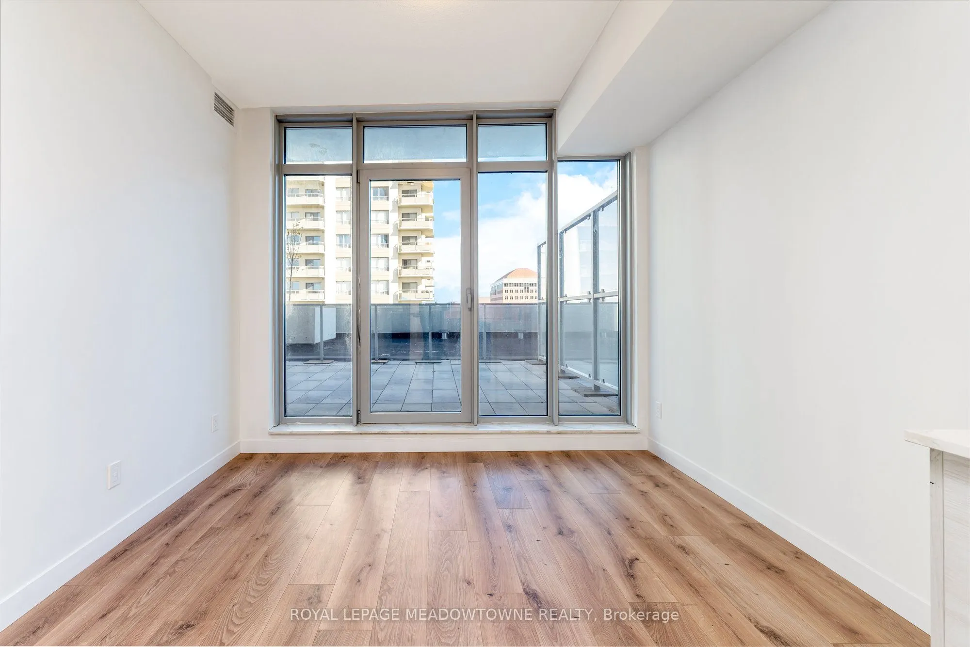 60 Frederick Street, #606