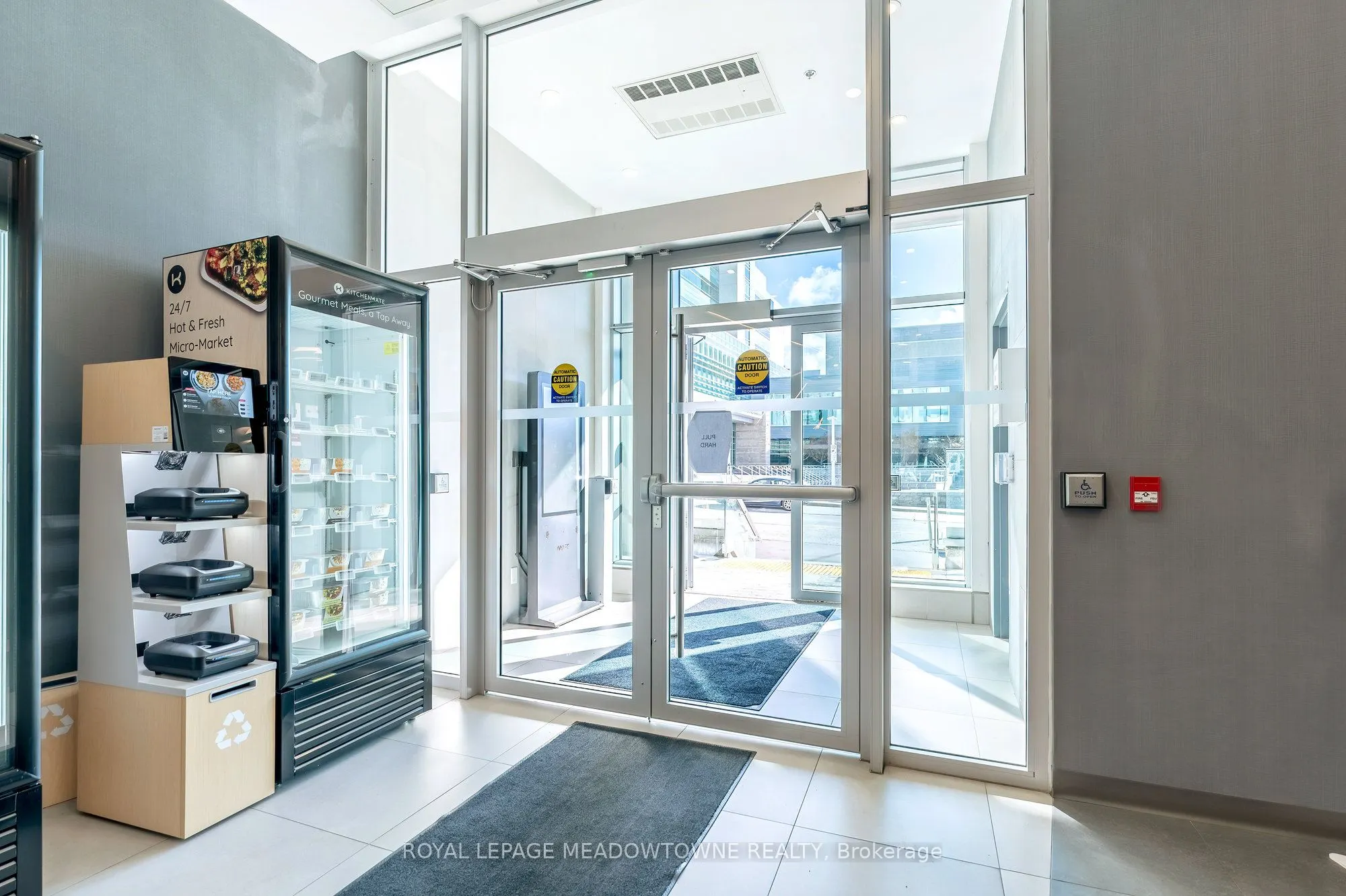 60 Frederick Street, #606