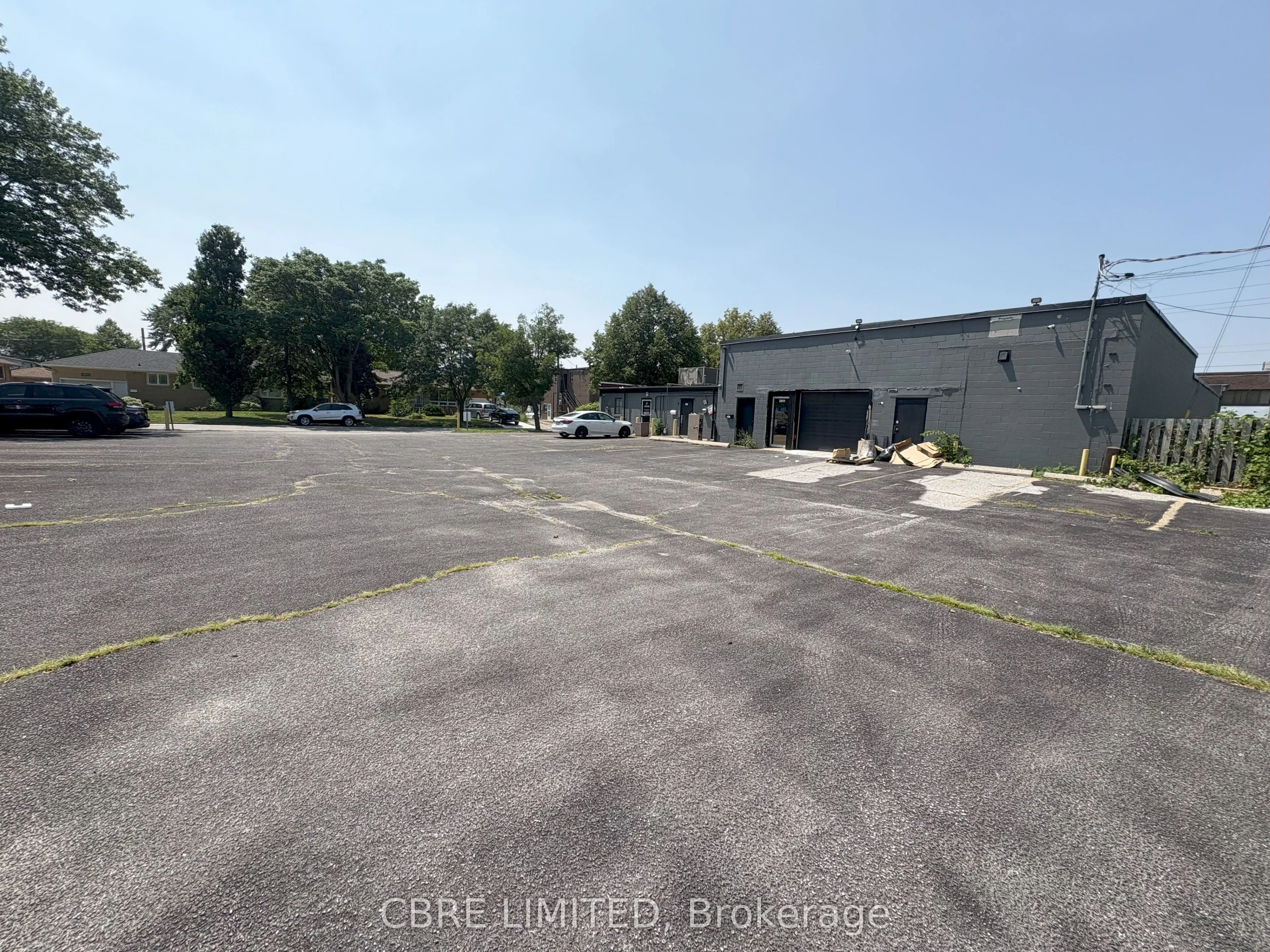 3905 Tecumseh Road E