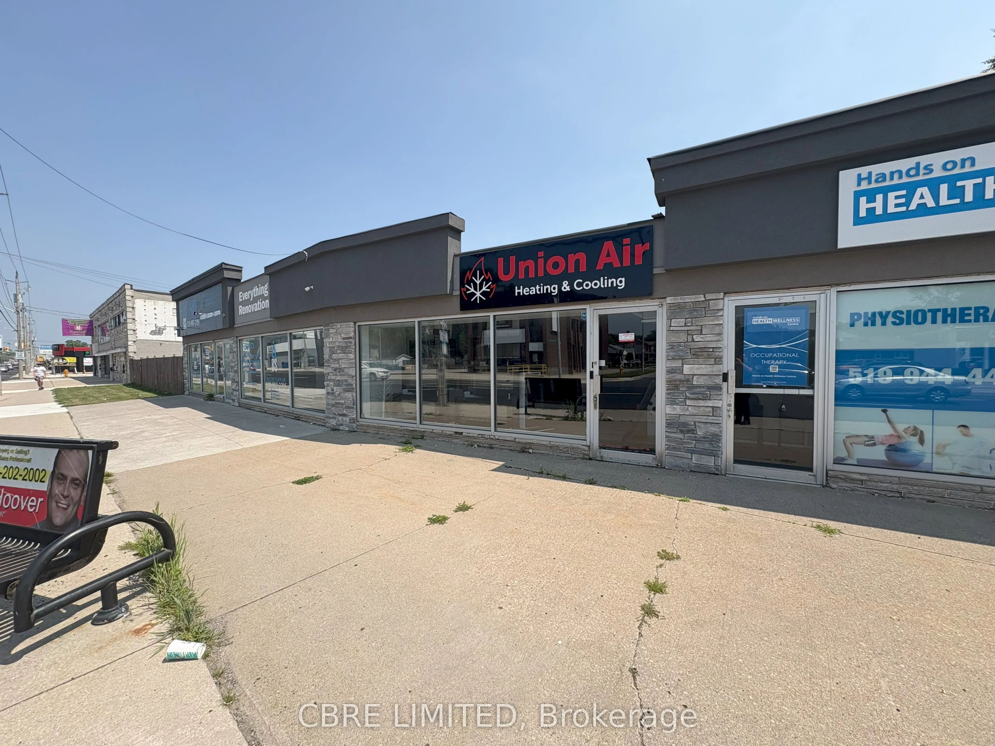 3905 Tecumseh Road E