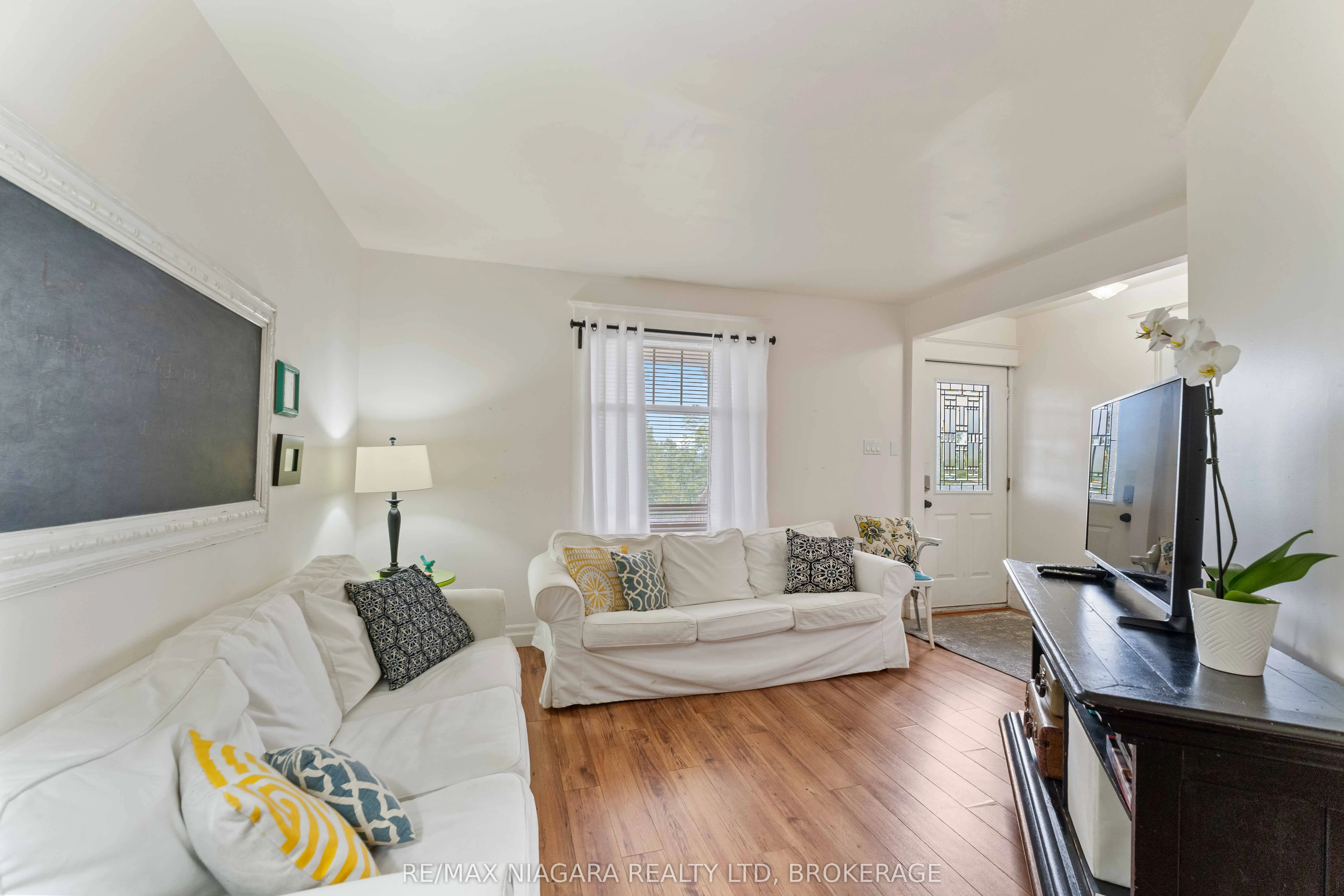 5225 River Road