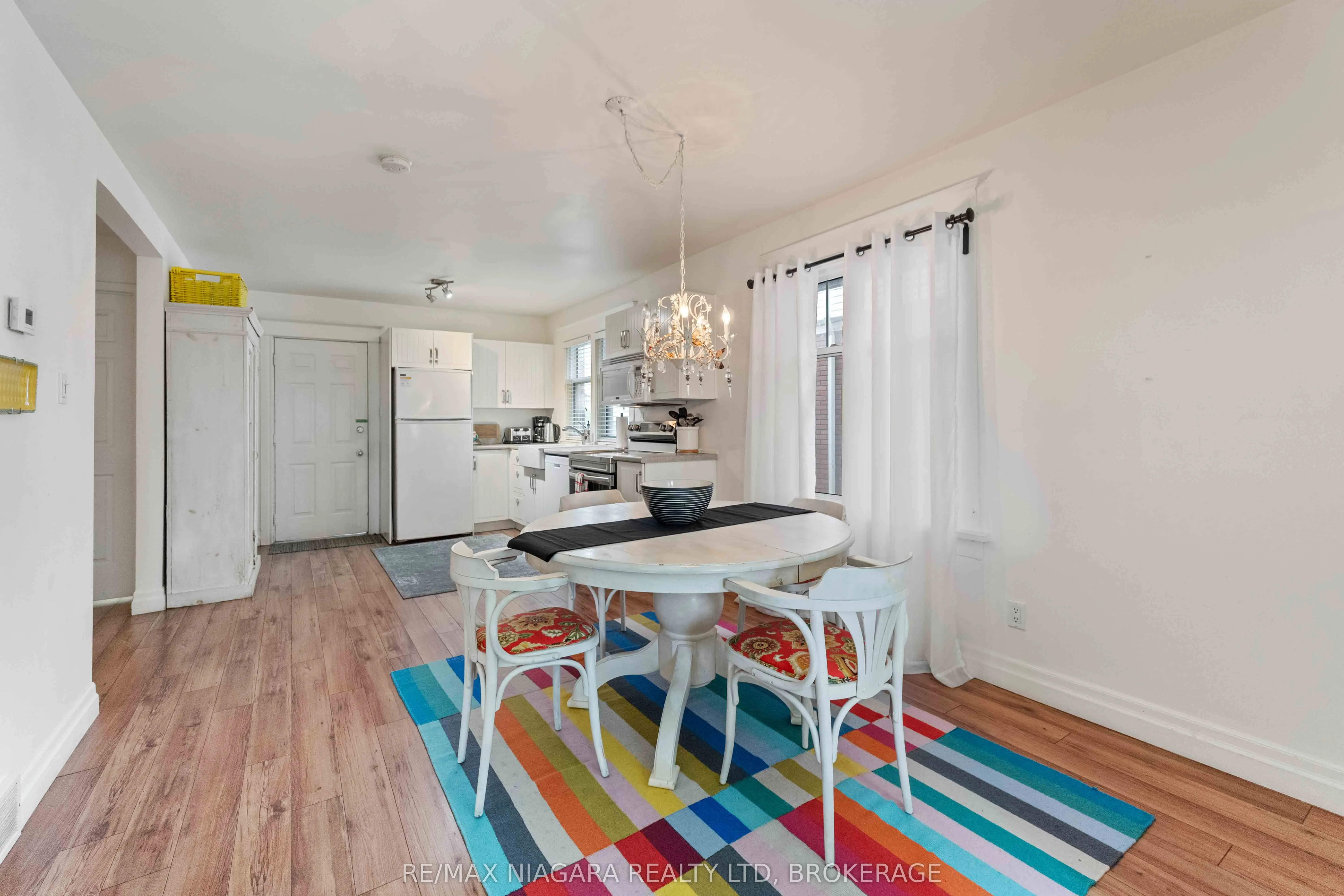 5225 River Road