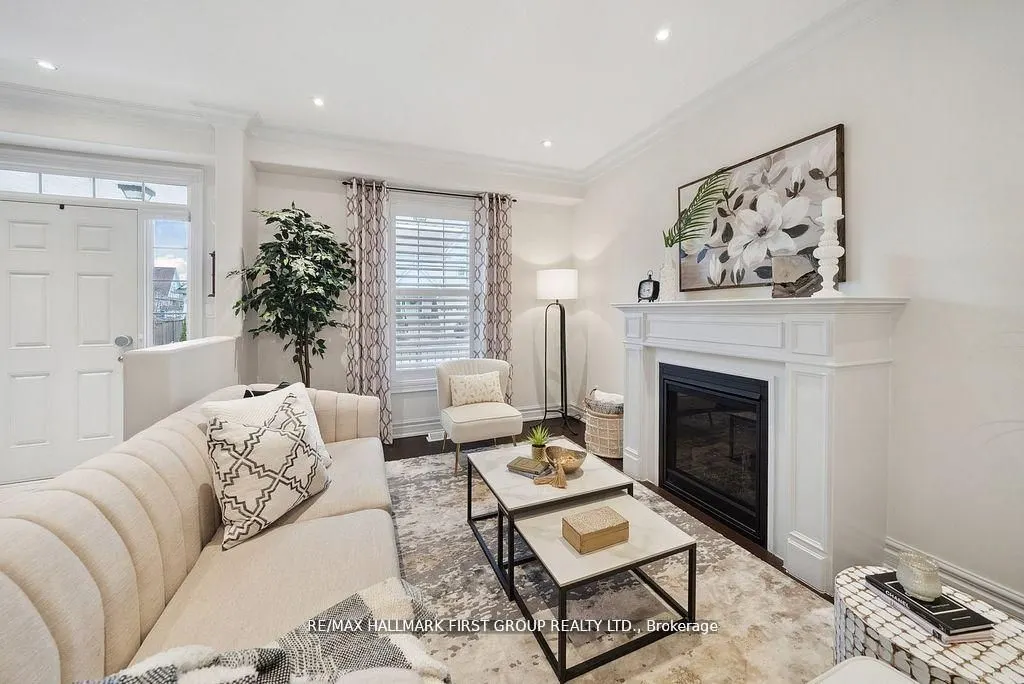 8 Bridges Boulevard