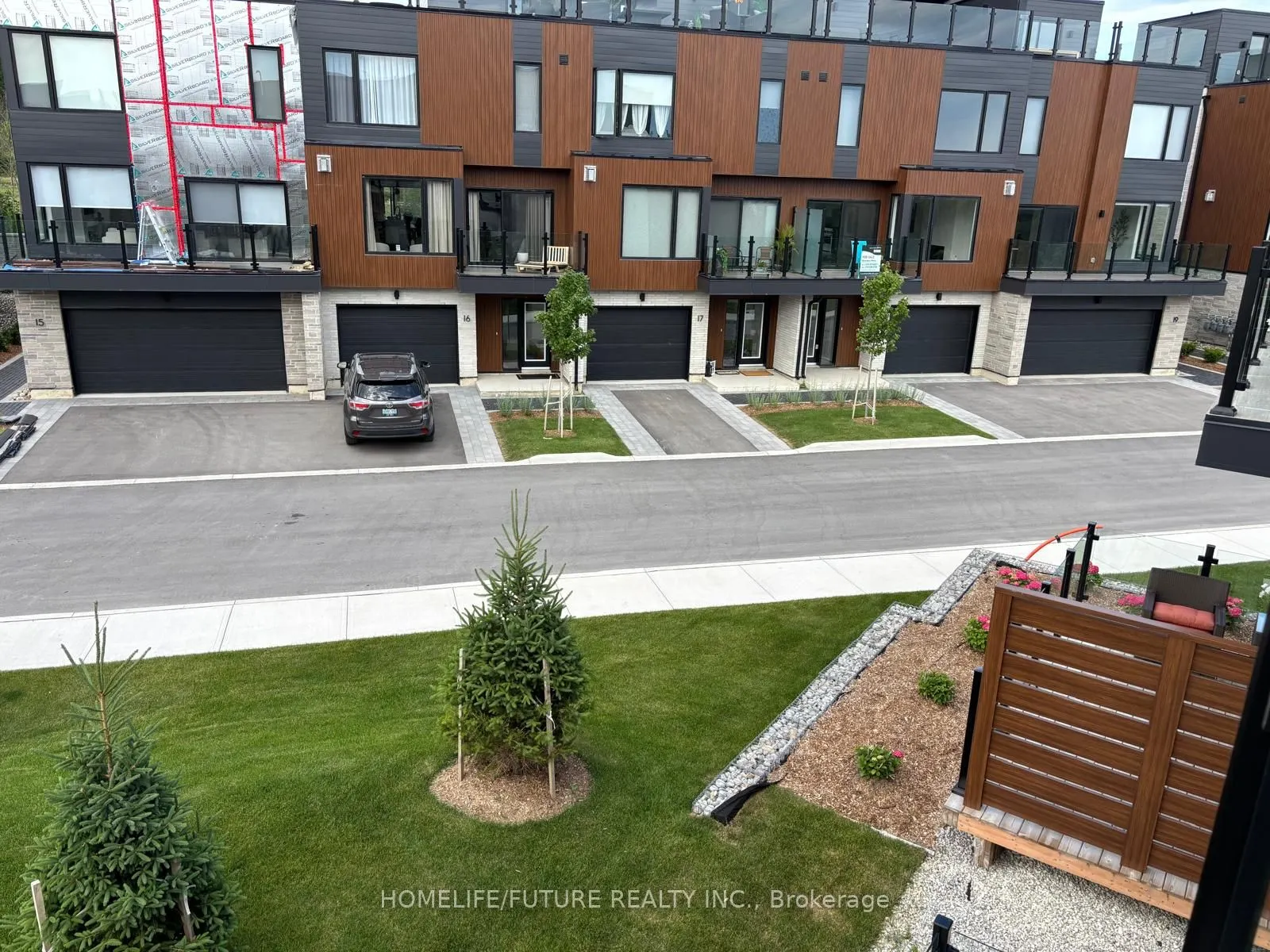 117 Sladden Court, #25