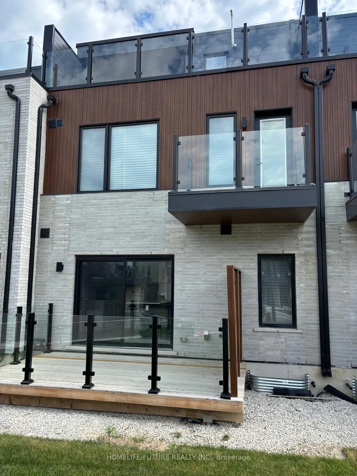 117 Sladden Court, #25