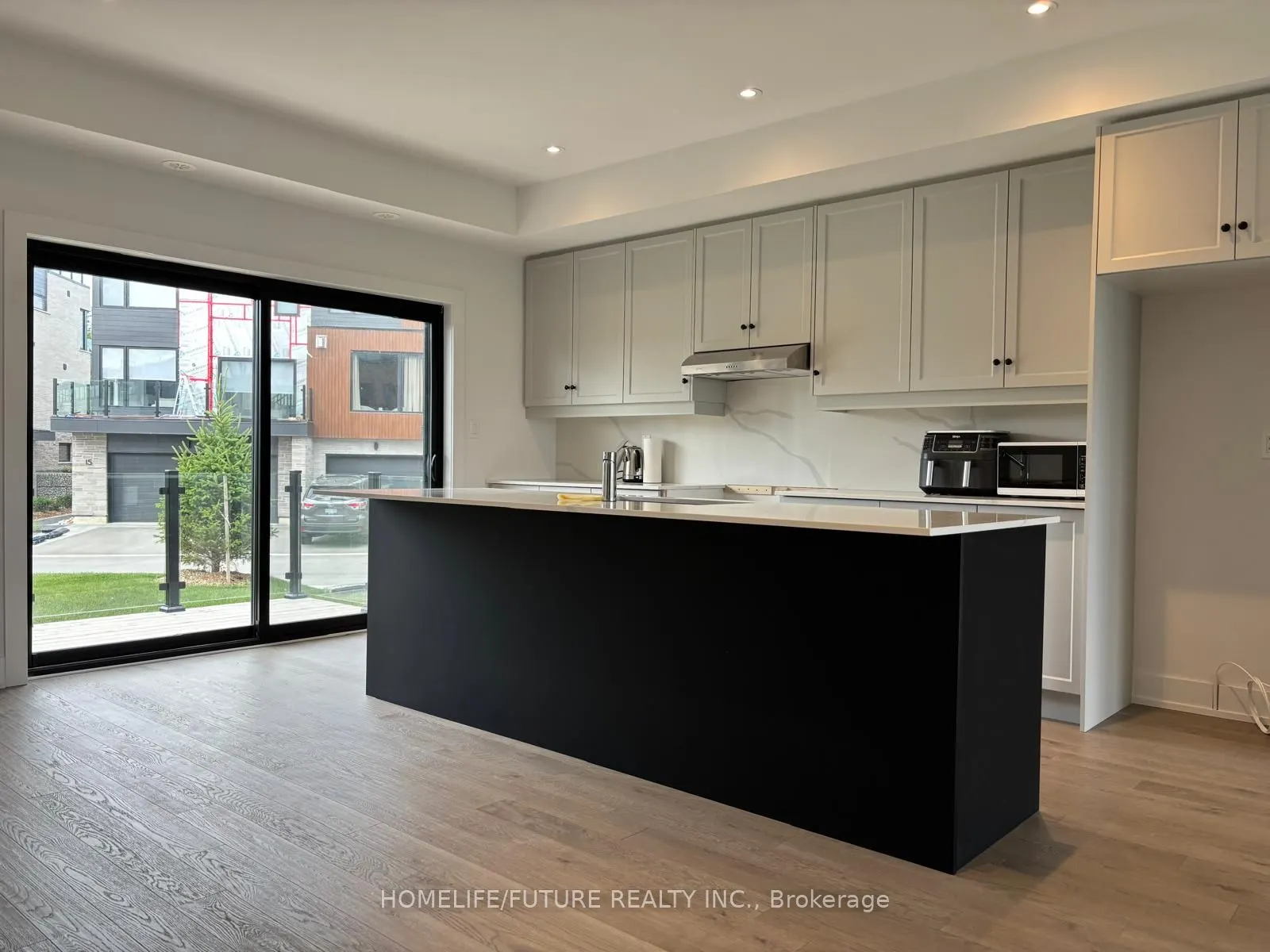 117 Sladden Court, #25