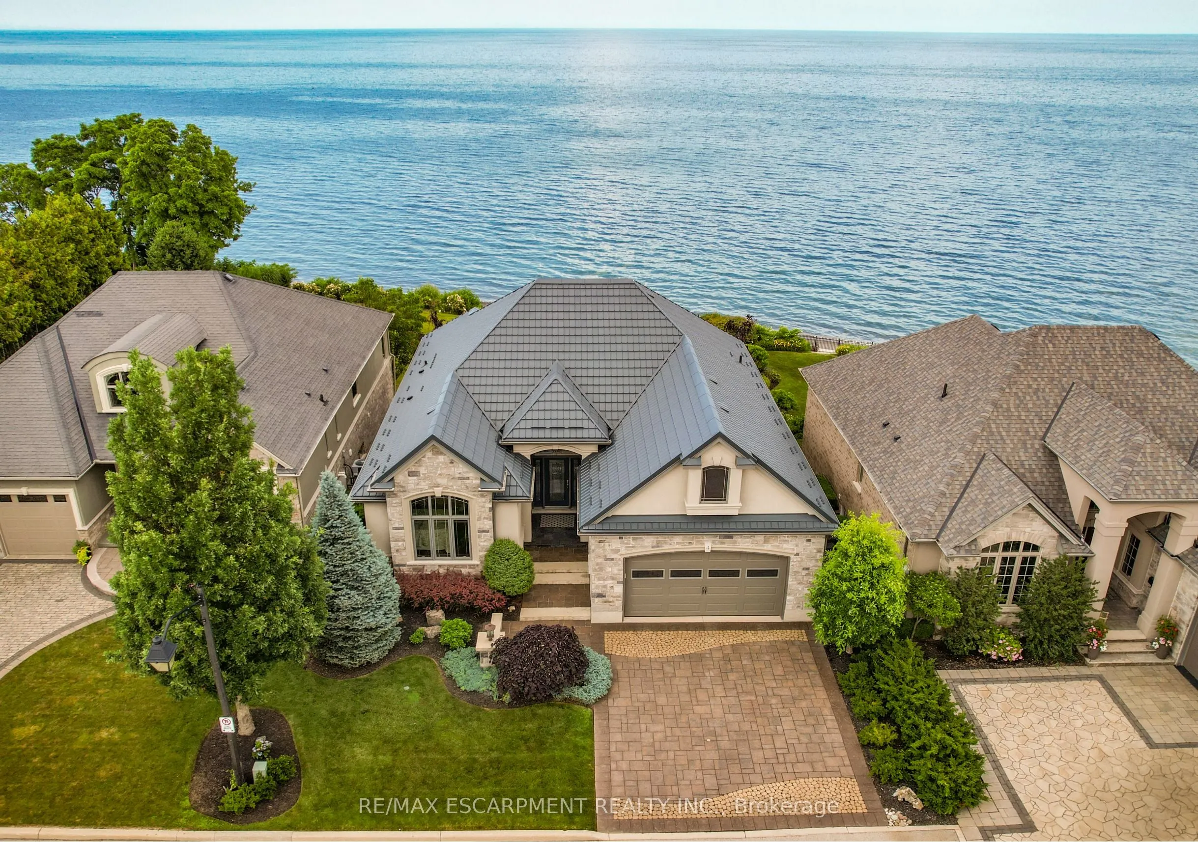 61 Lake Street, #4