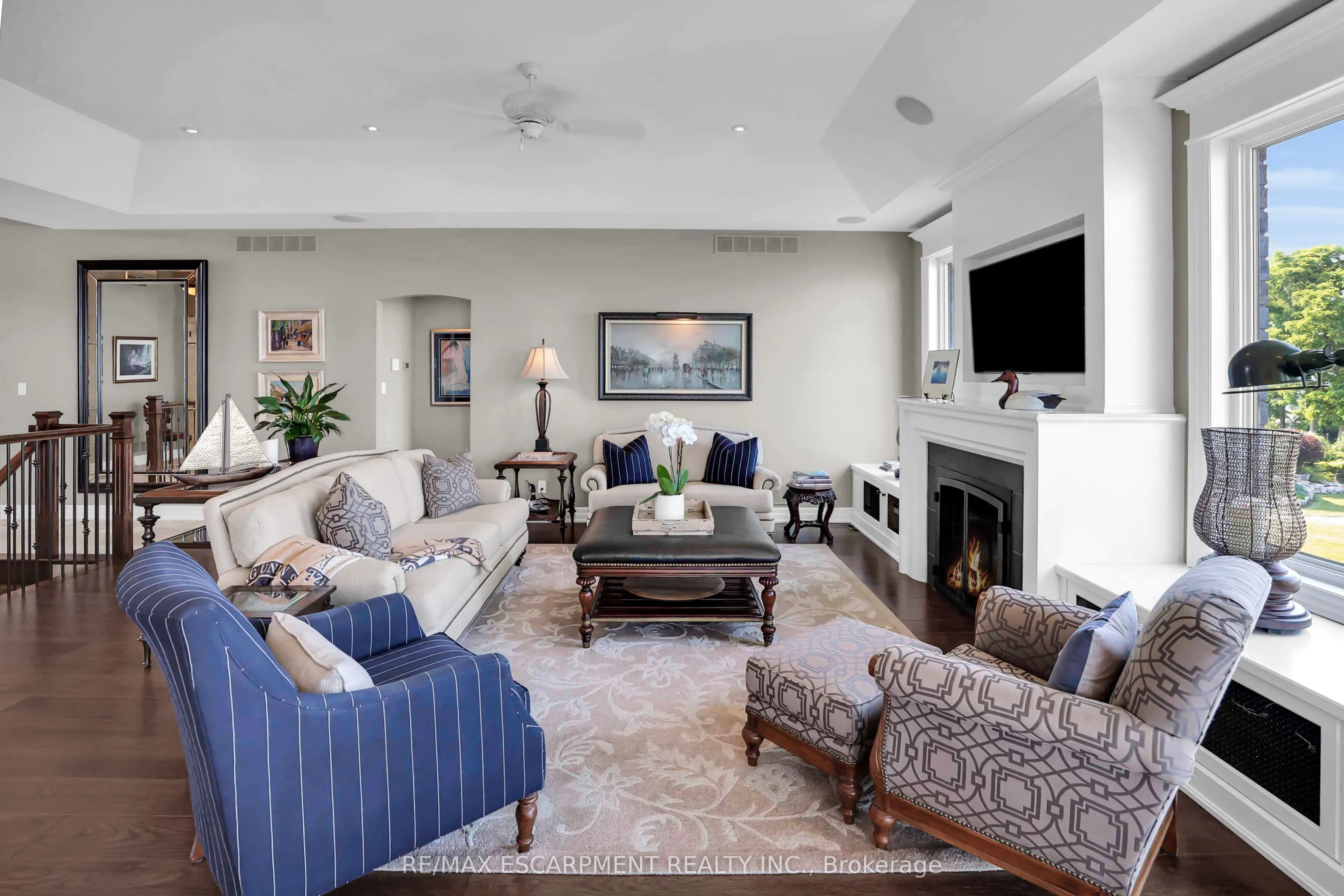 61 Lake Street, #4