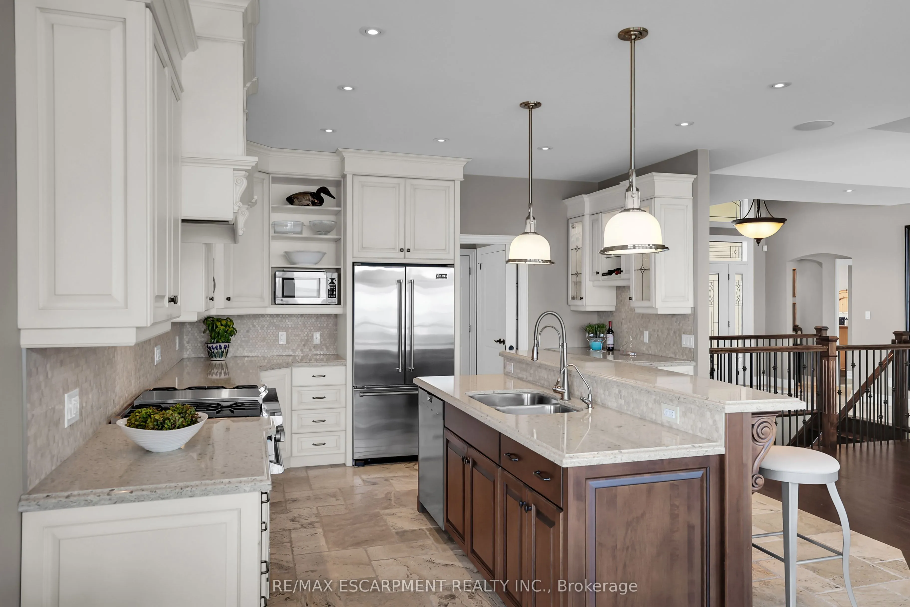 61 Lake Street, #4
