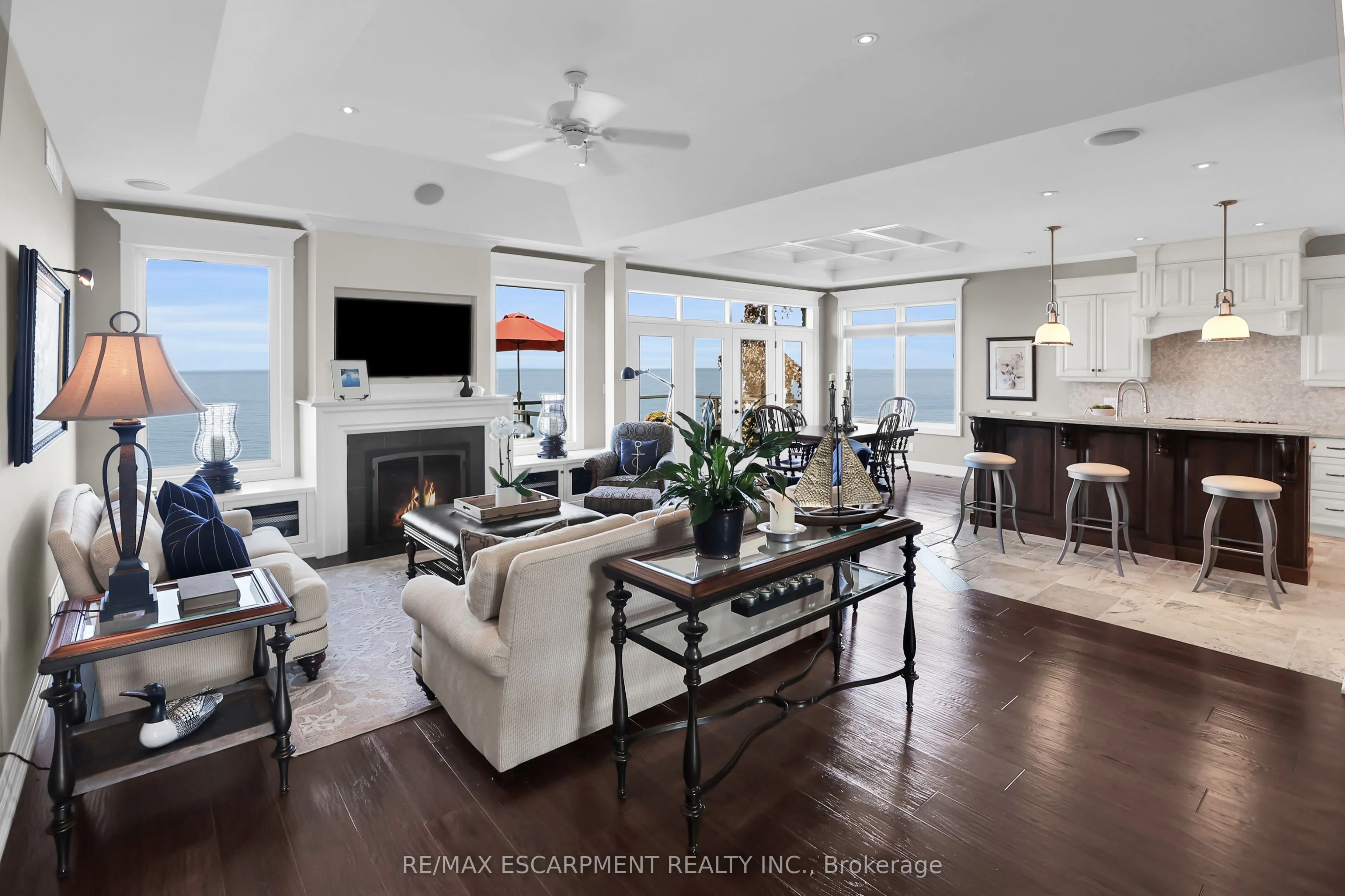 61 Lake Street, #4