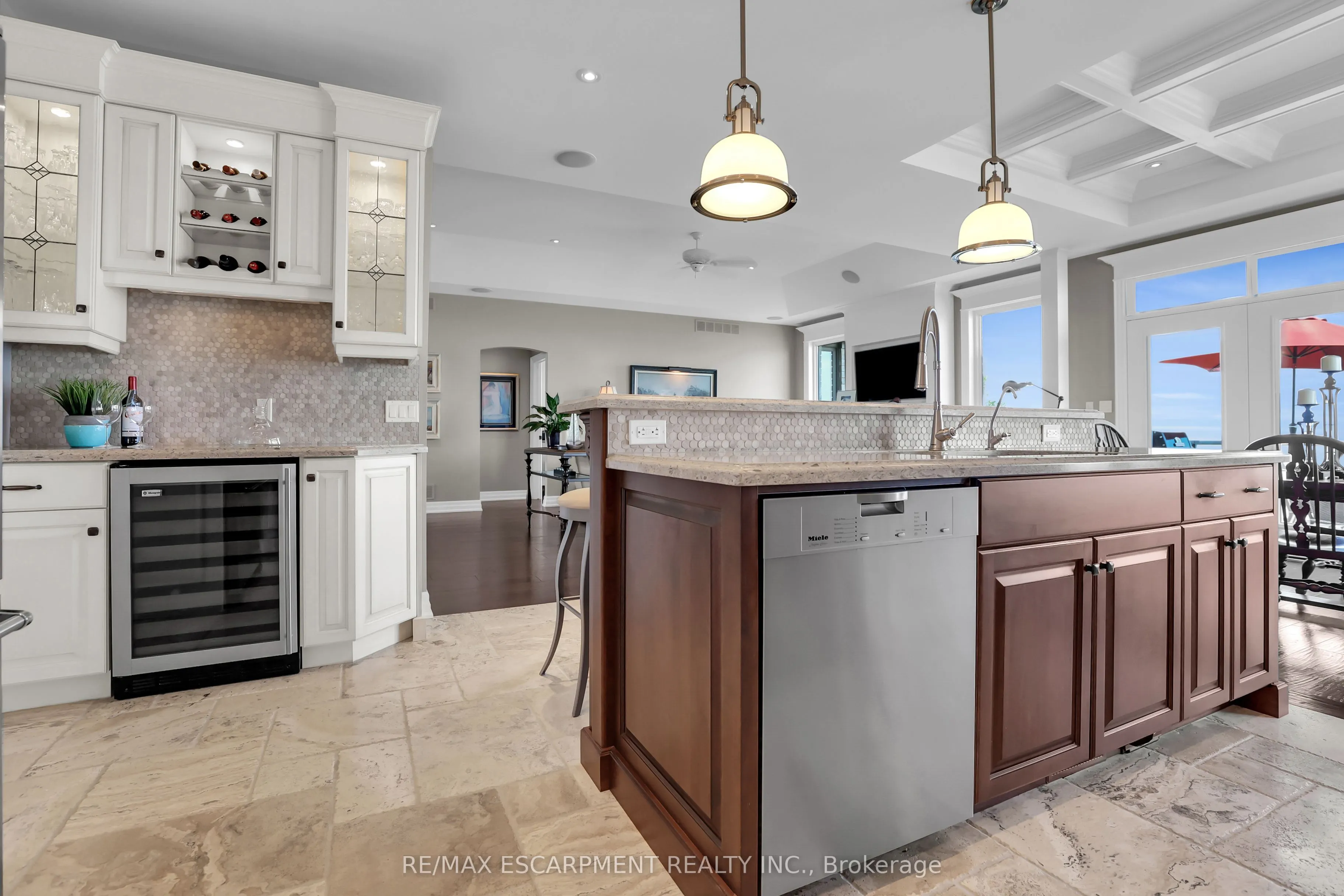 61 Lake Street, #4