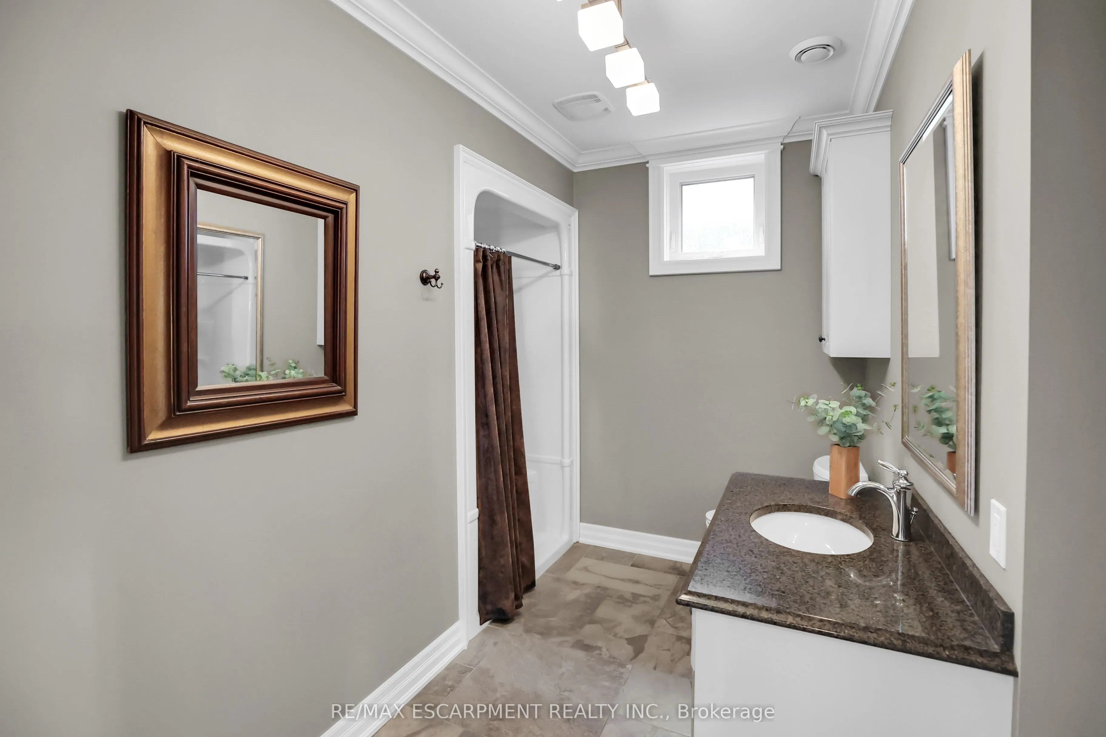 61 Lake Street, #4