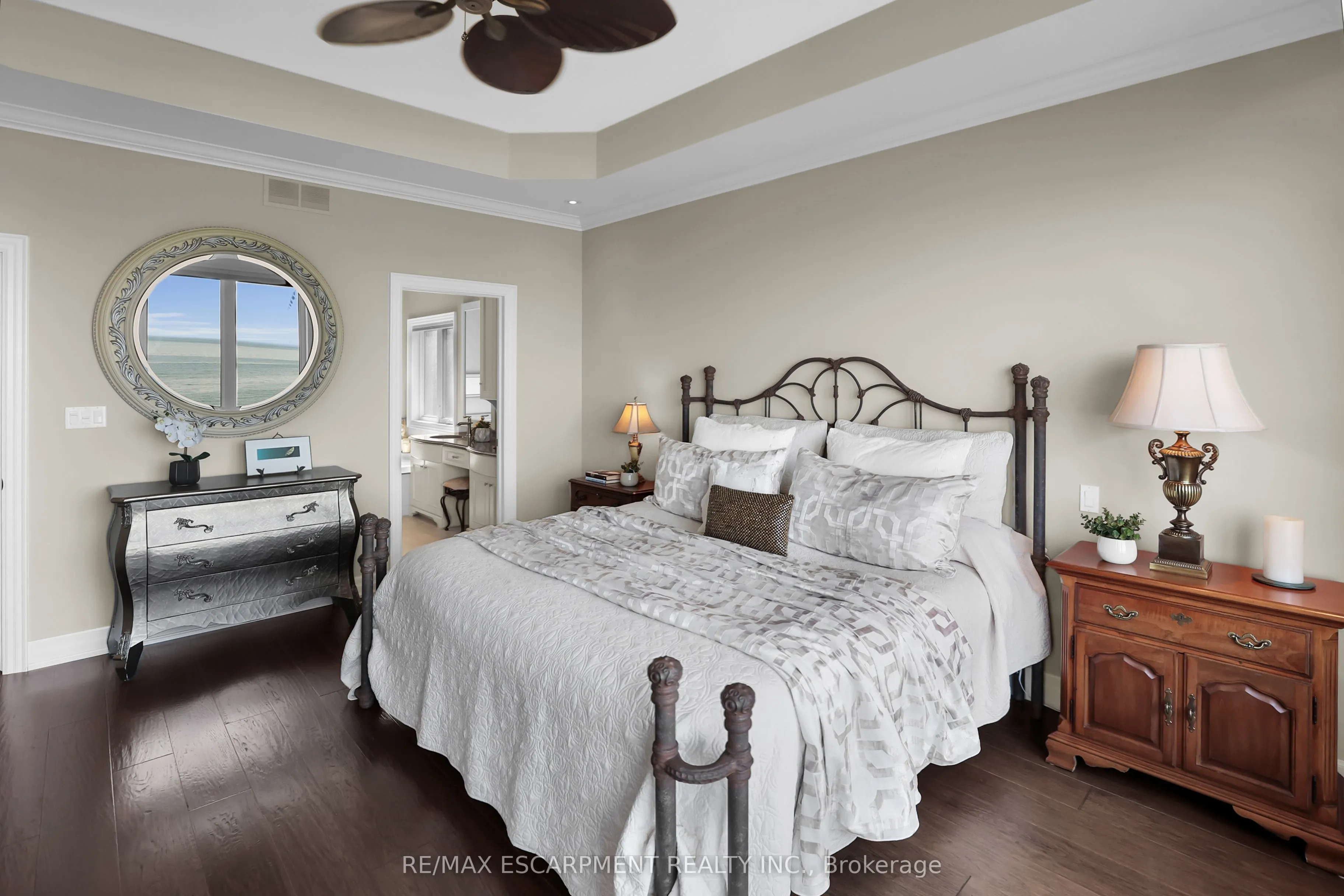 61 Lake Street, #4