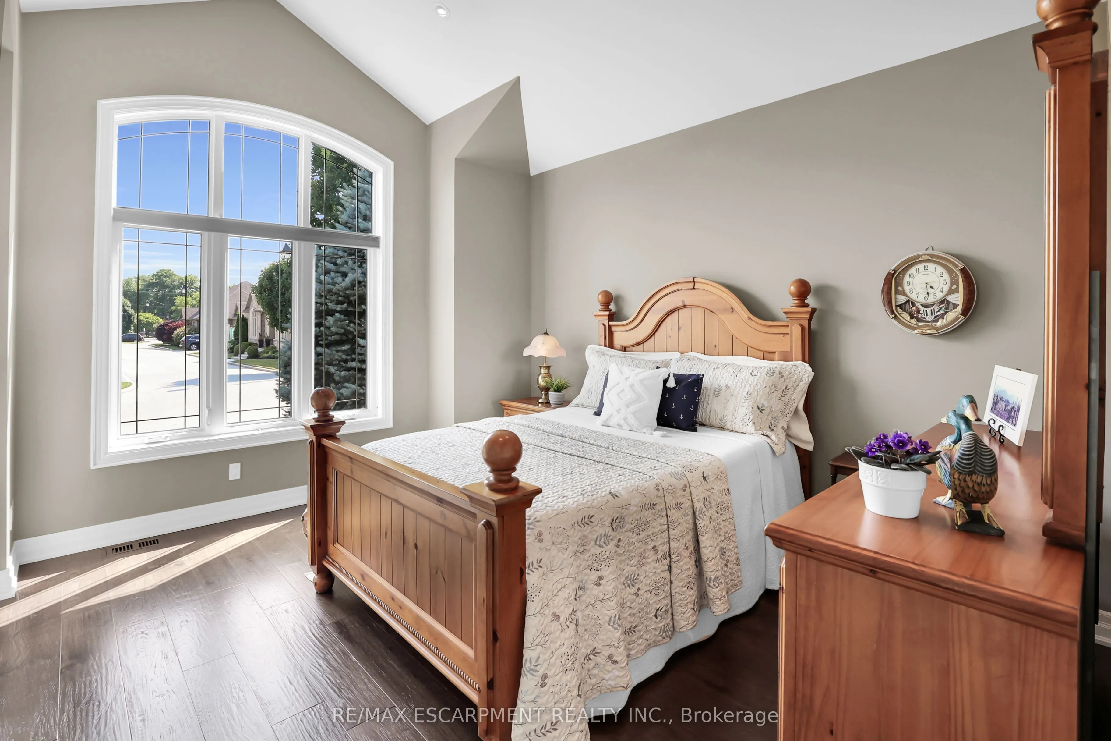 61 Lake Street, #4