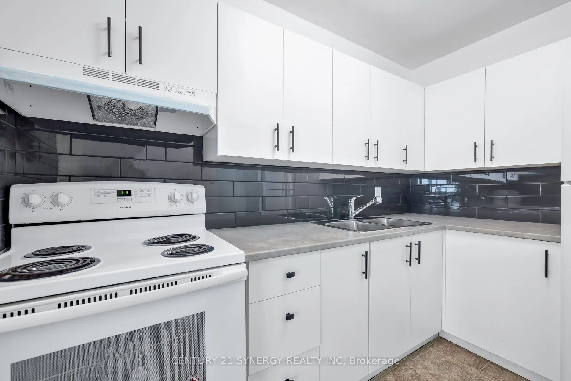 2020 Jasmine Crescent, #1410