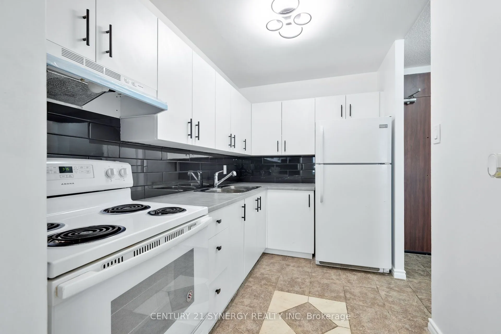 2020 Jasmine Crescent, #1410