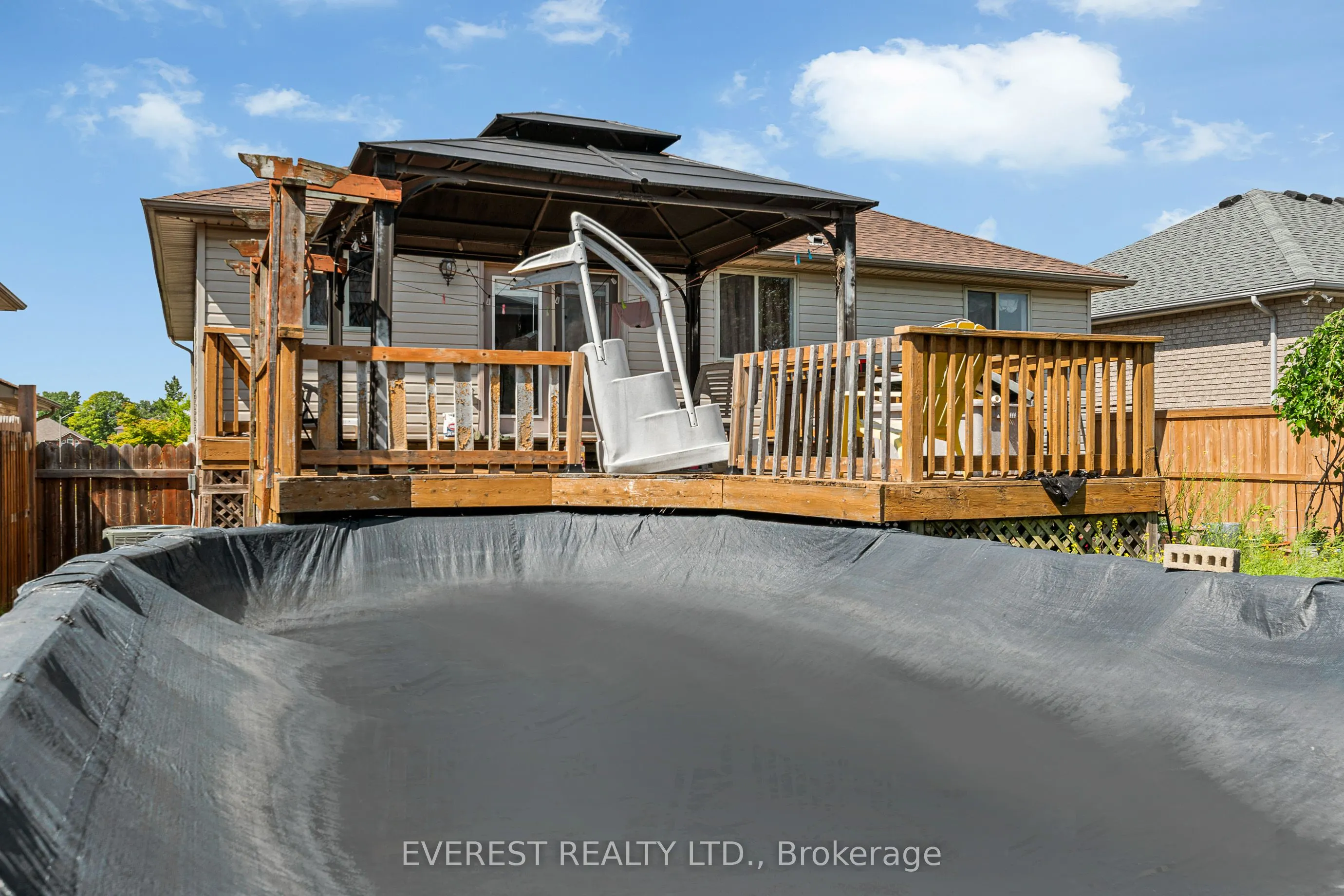 143 Amy Croft Drive