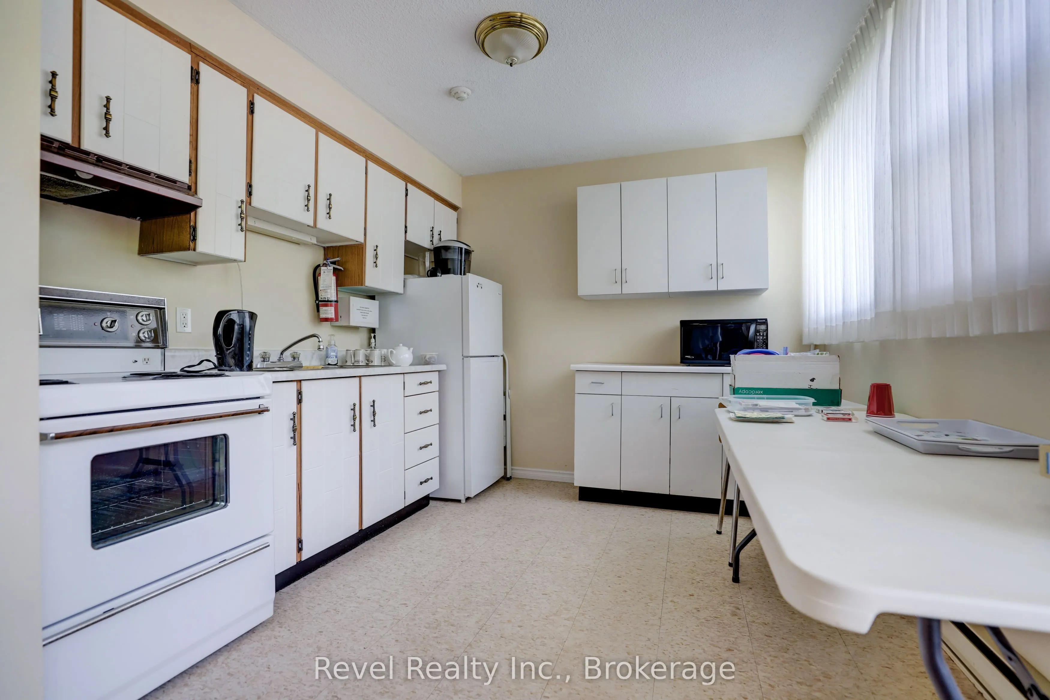 860 9th Street E, #205