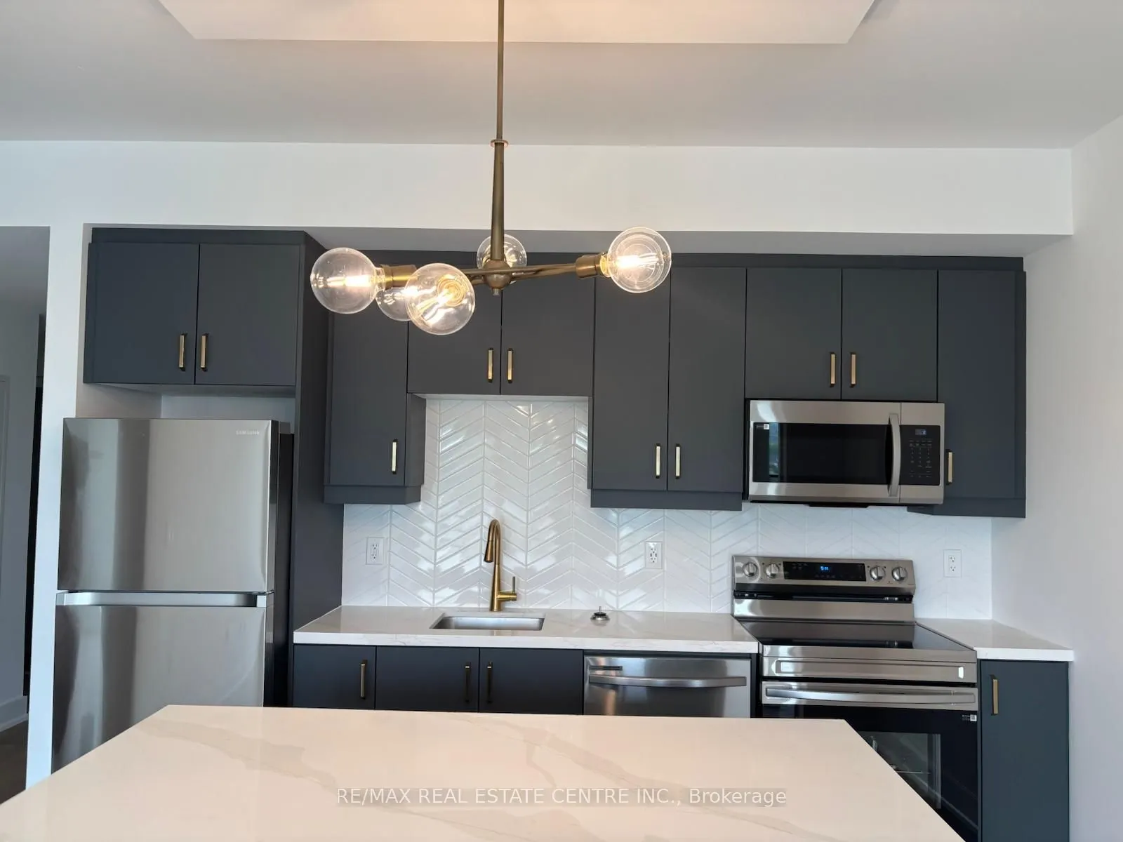 575 Conklin Road, #822