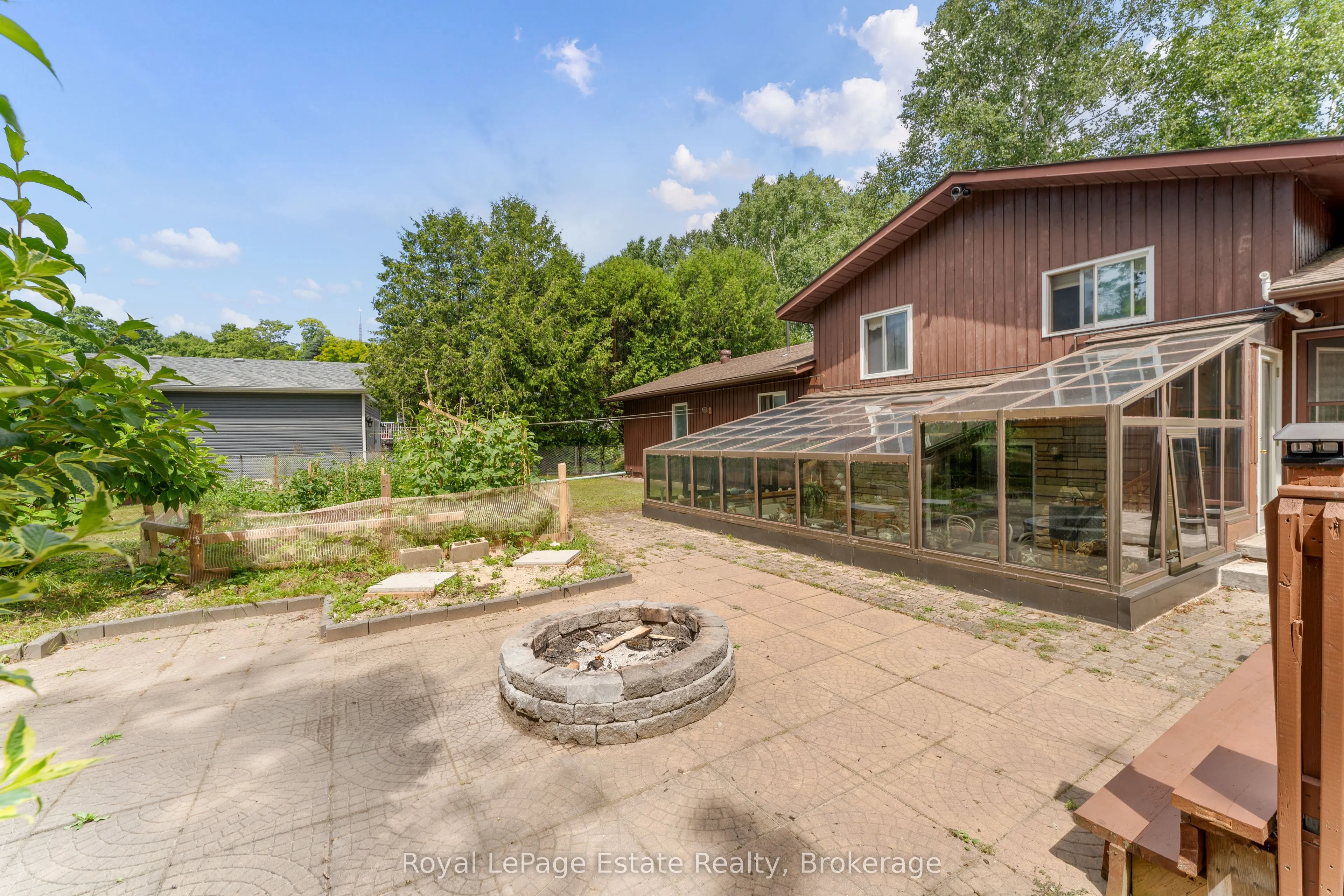 97 Dorena Crescent