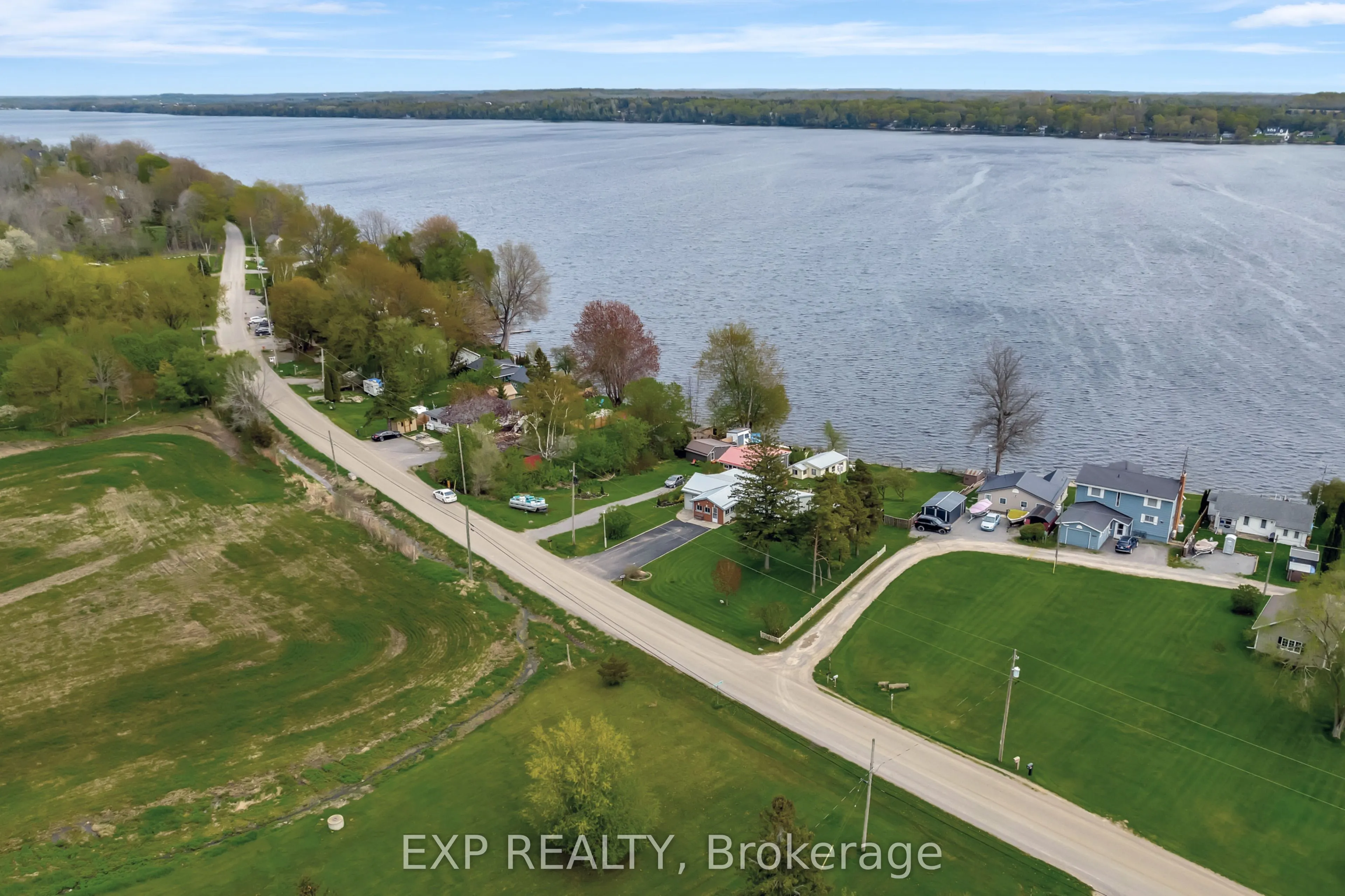 1083 Lakeside Drive