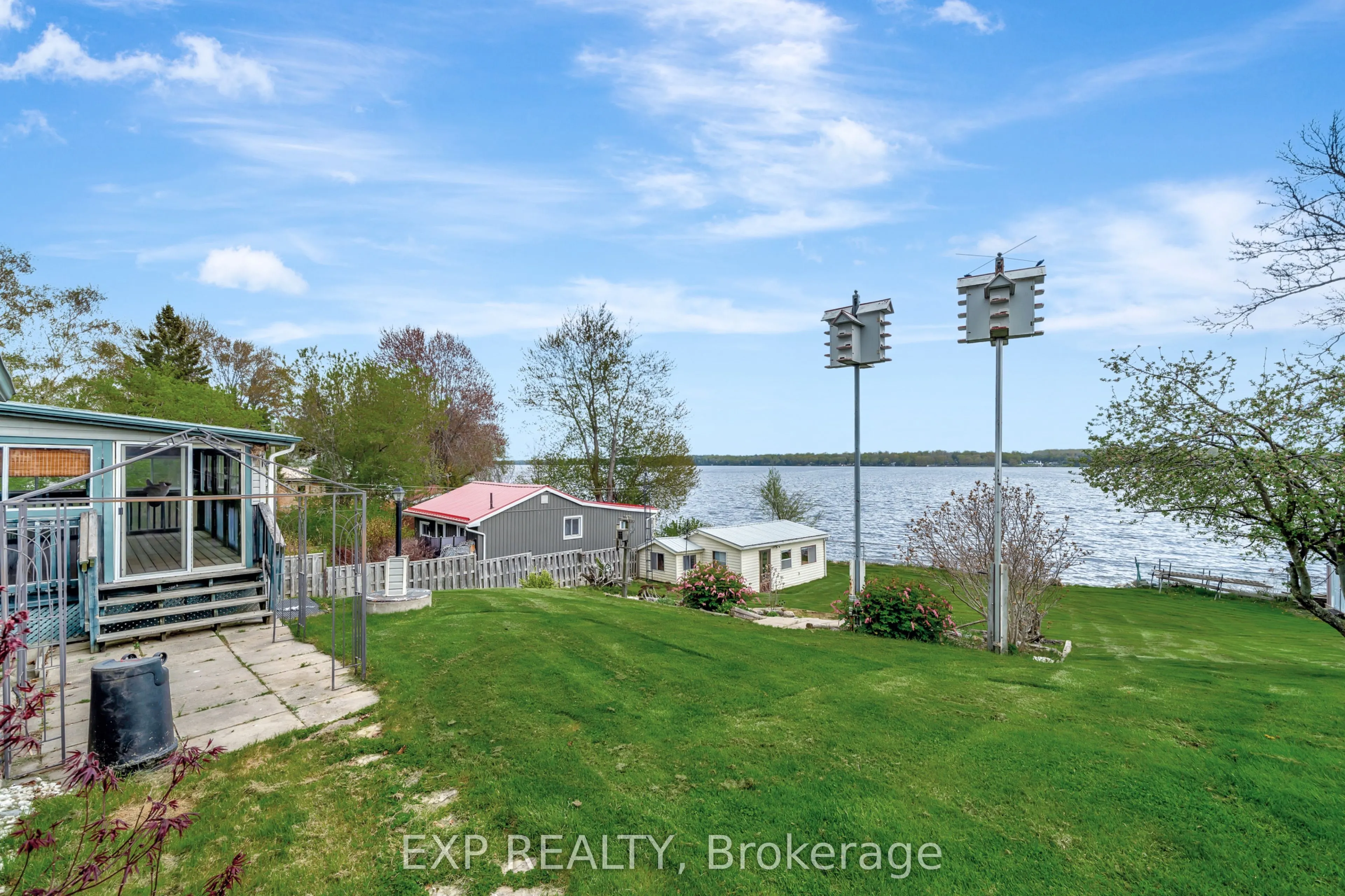 1083 Lakeside Drive
